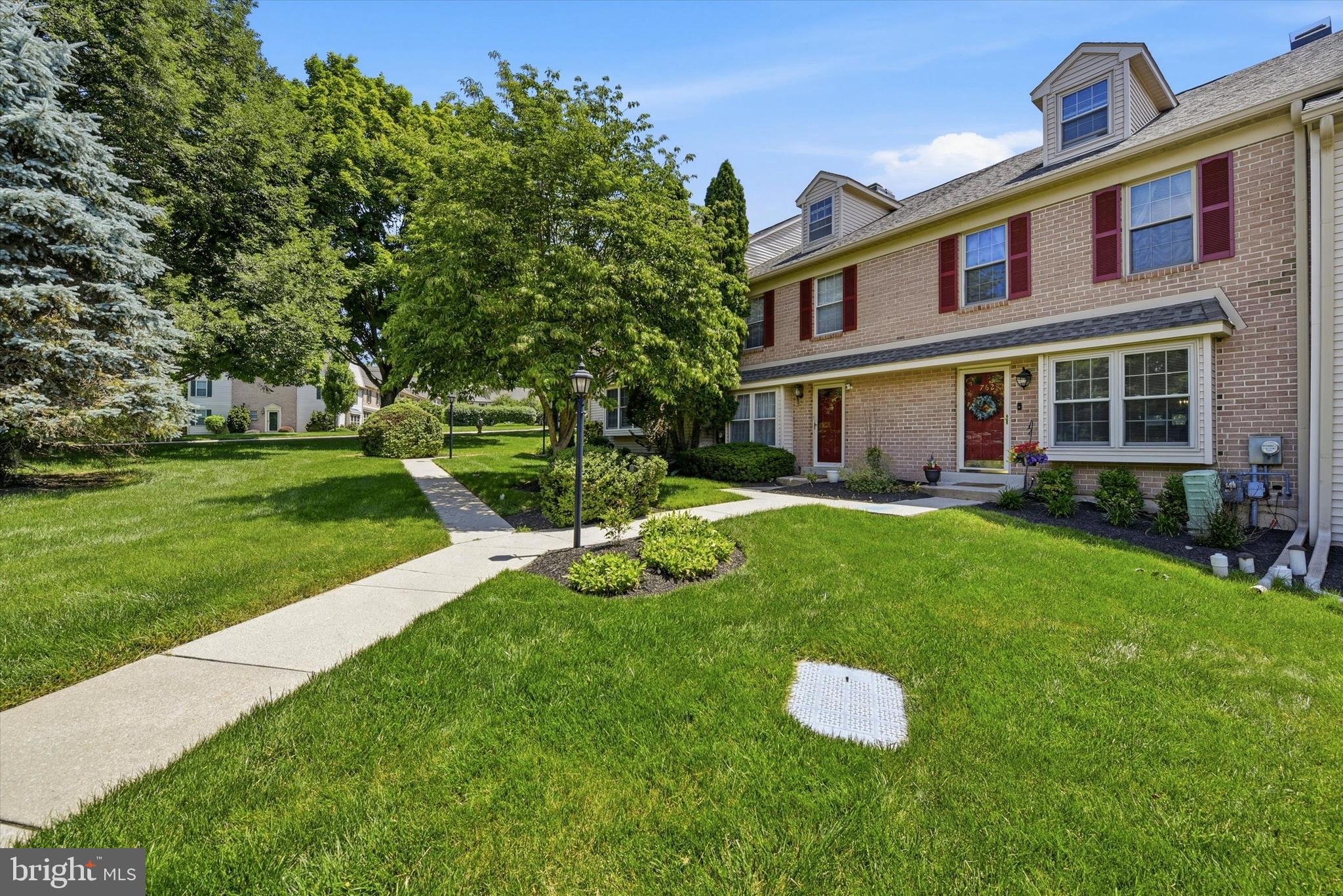 PLUM TREE VILLAGE - Residential