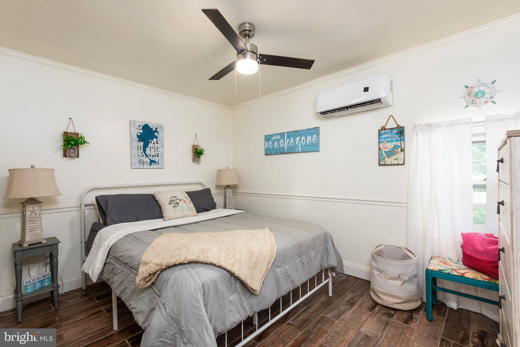 CHESTER RIVER BEACH - Residential