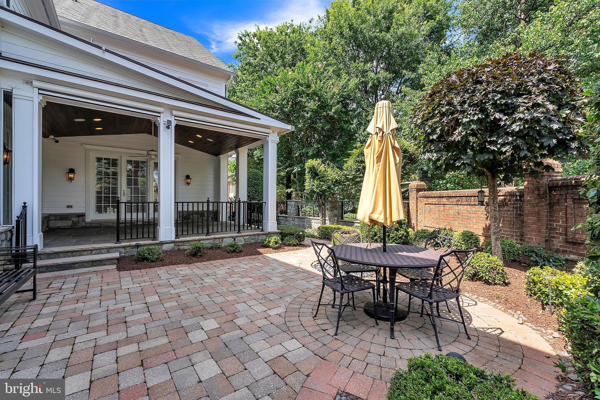 EVANS FARM - Residential