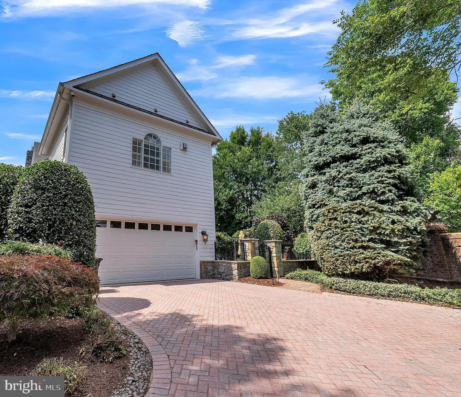 EVANS FARM - Residential