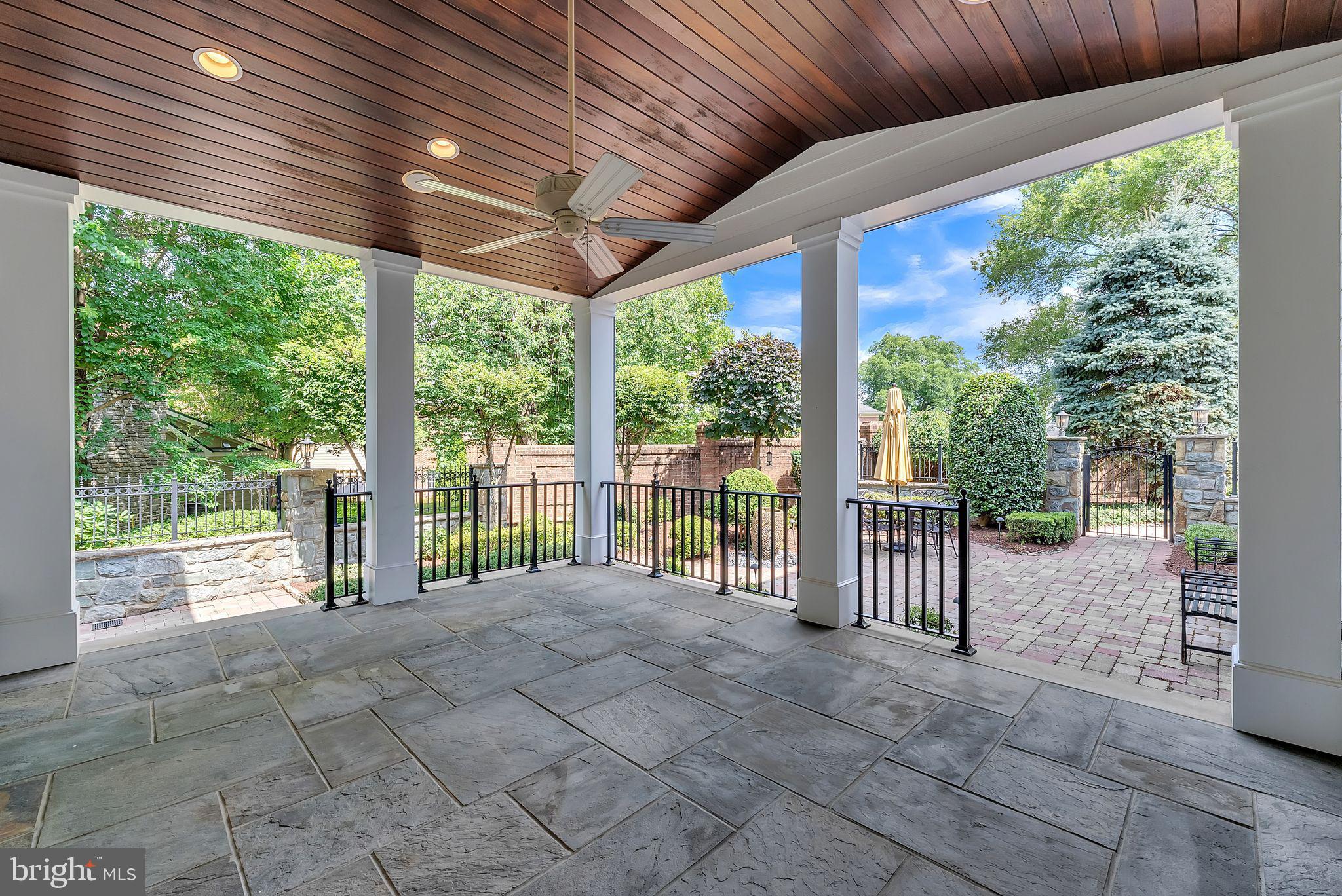 EVANS FARM - Residential