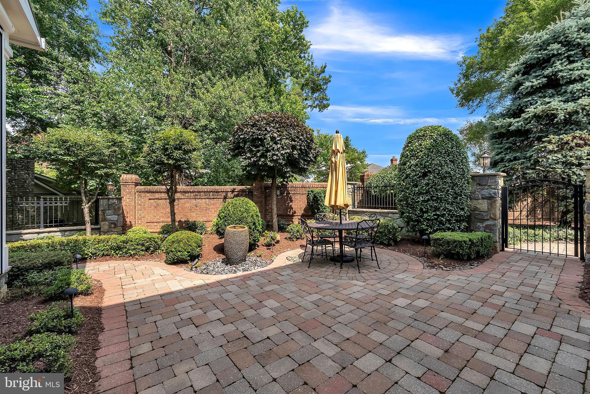EVANS FARM - Residential
