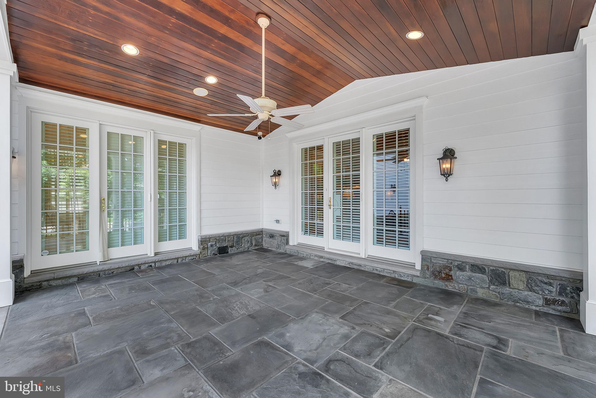 EVANS FARM - Residential
