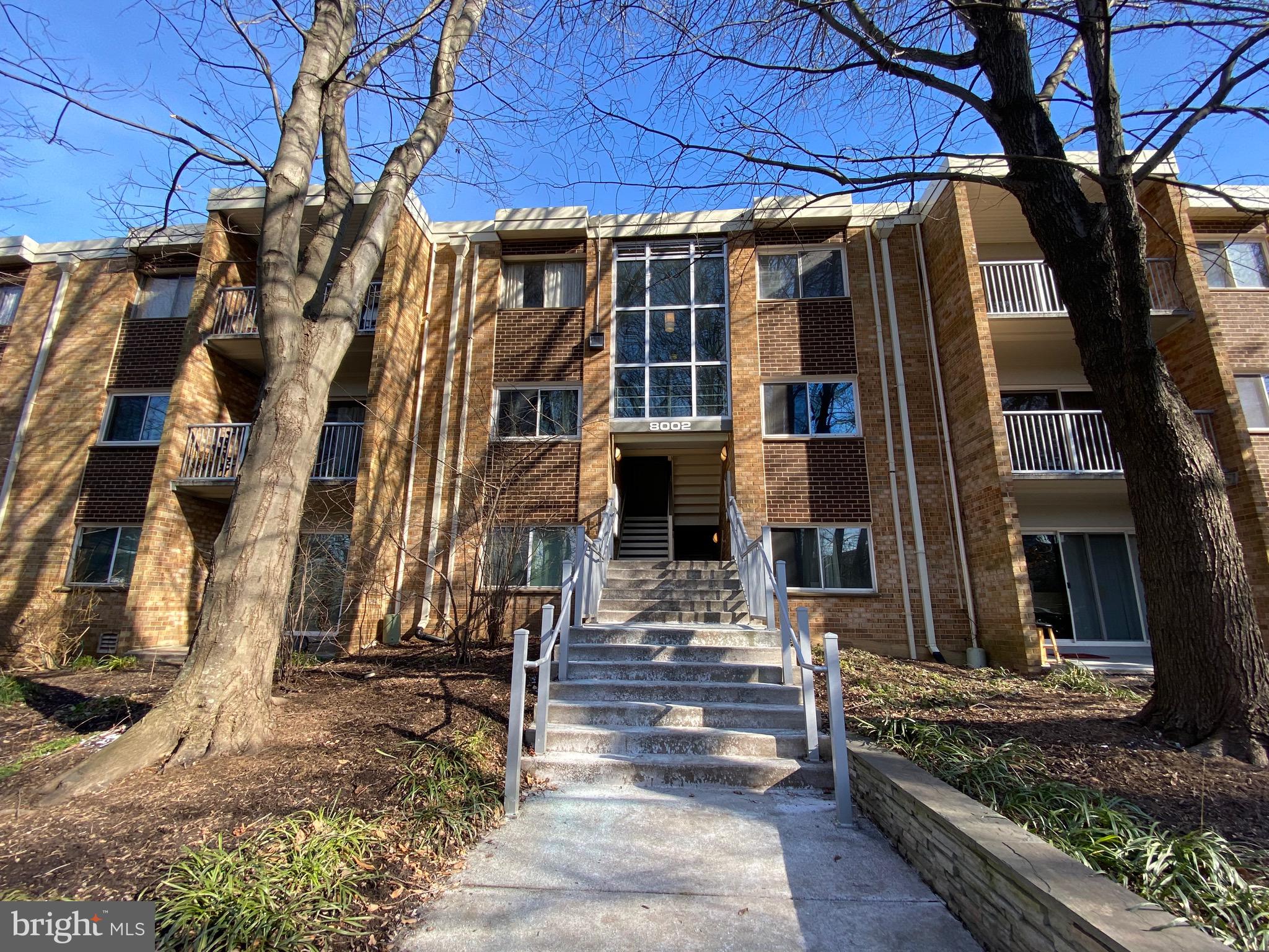 Spacious top-floor garden condo with updated kitchen, baths, carpet, and paint! Lovely unit boasts wall-to-wall carpet, a balcony overlooking a delightful setting, a primary bedroom with a private bath and large walk-in closet, and a second full bath serving the additional two bedrooms. All utilities included in rent! Great location just one mile to Dunn Loring Metro and right off the Beltway and Route 50. Laundry facility in the basement of the building. -------------------------------------------------------------------------------------------------------------------------------------------- All Richey Property Management residents must enroll in and purchase a Resident Benefits Package which includes liability insurance, credit building to help boost the resident’s credit score with timely rent payments, up to $1M Identity Theft Protection, HVAC air filter delivery (for applicable properties), move-in concierge service making utility connection and home service setup a breeze during your move-in, our best-in-class resident rewards program, and much more! More details and options provided upon application.