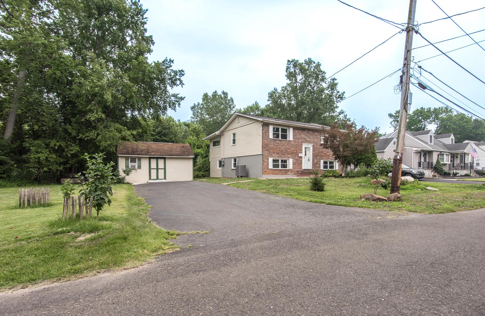LANGHORNE GABLES - Residential