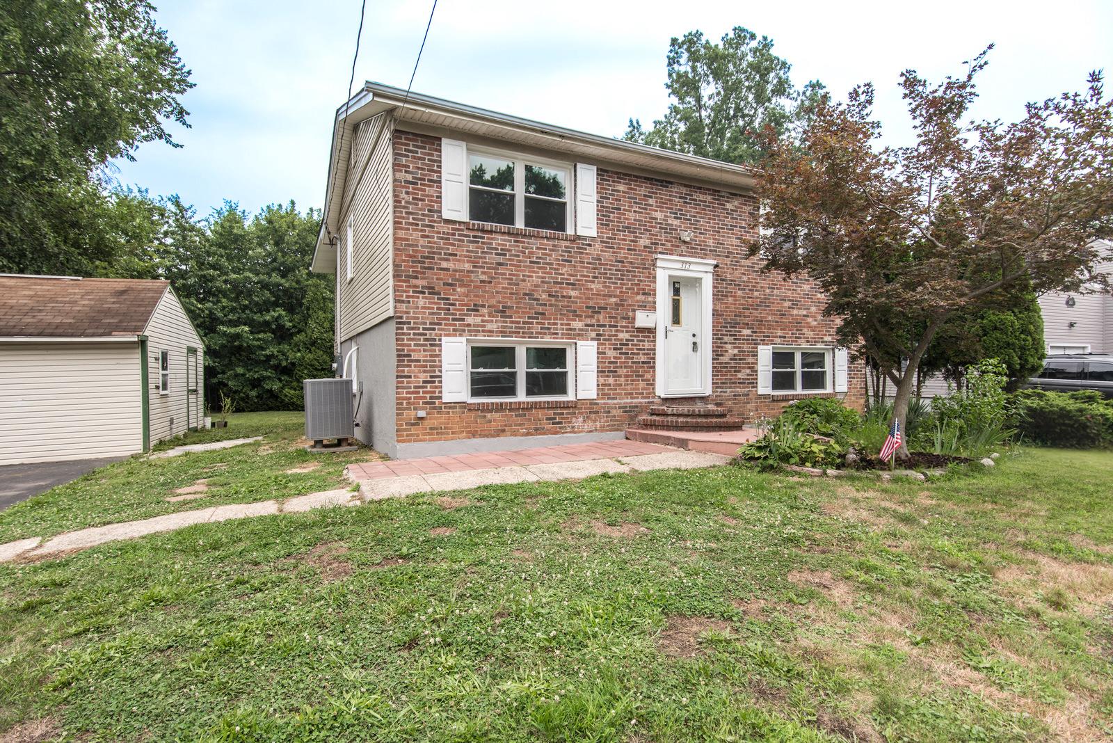 LANGHORNE GABLES - Residential