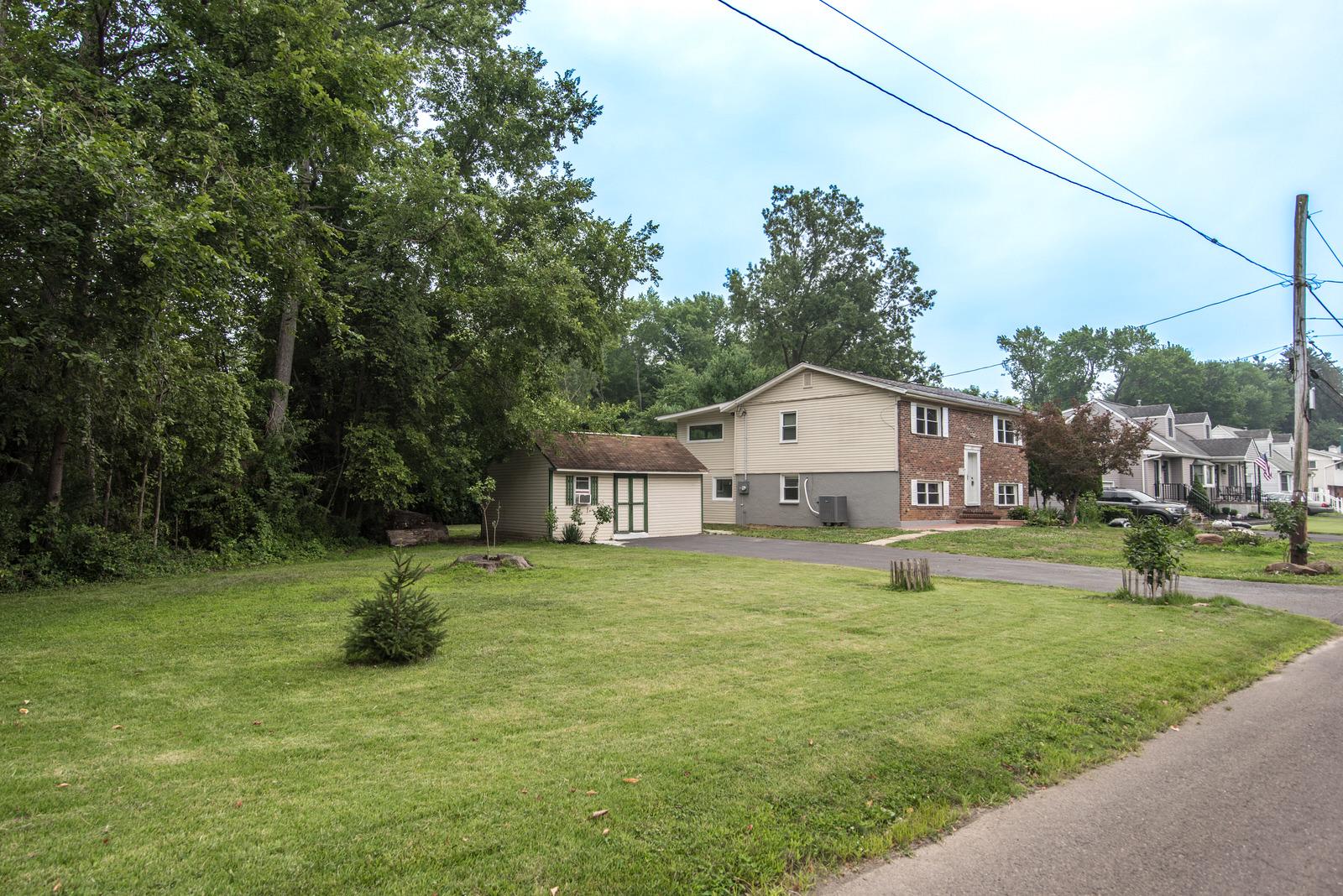 LANGHORNE GABLES - Residential