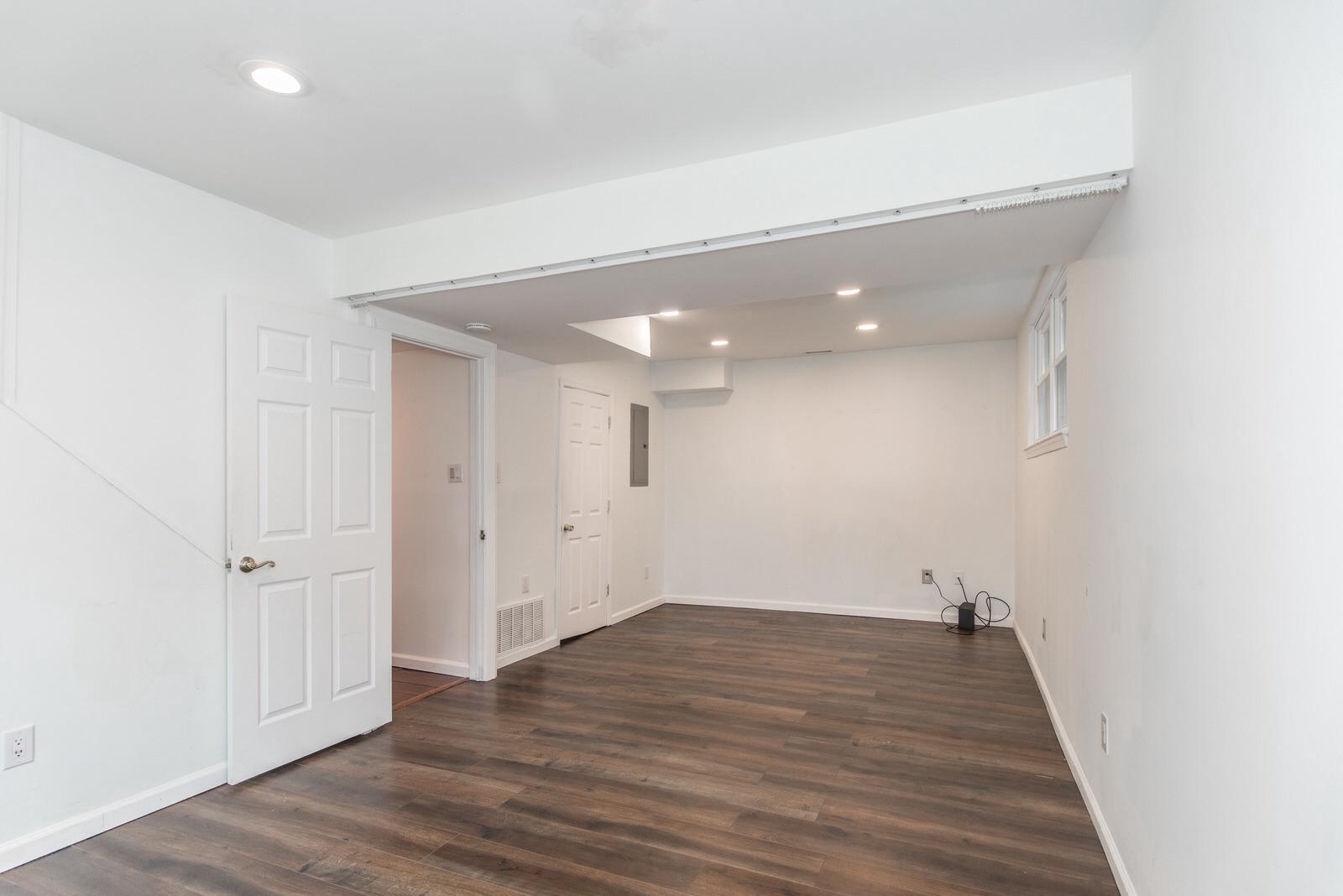 LANGHORNE GABLES - Residential