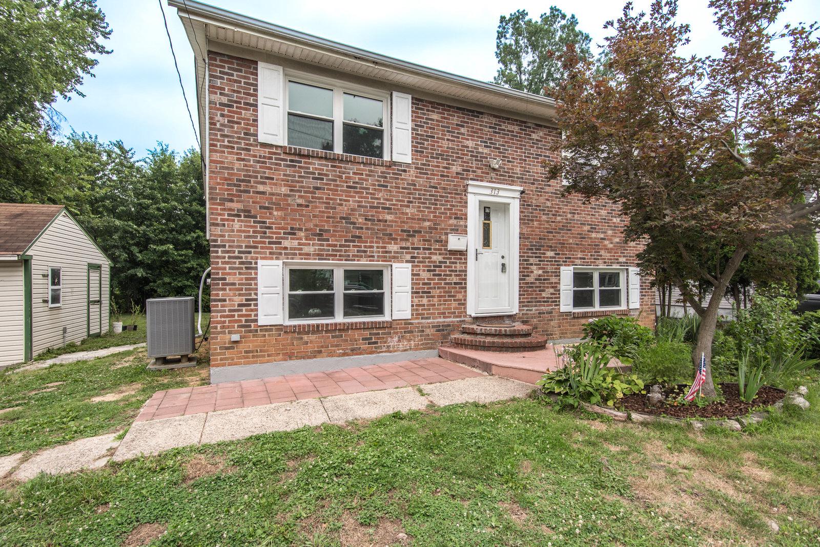 LANGHORNE GABLES - Residential