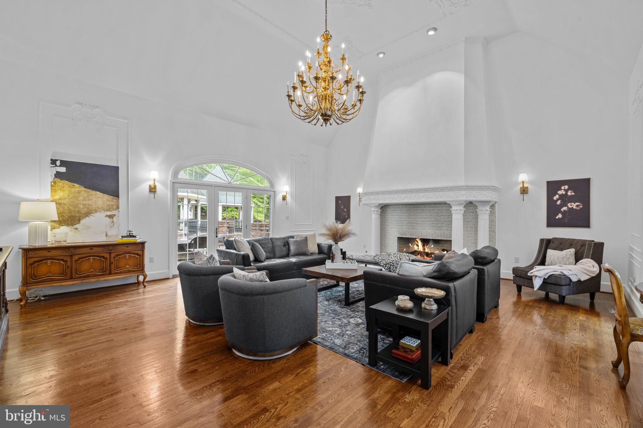 DOMINION VALLEY HUNT - Residential