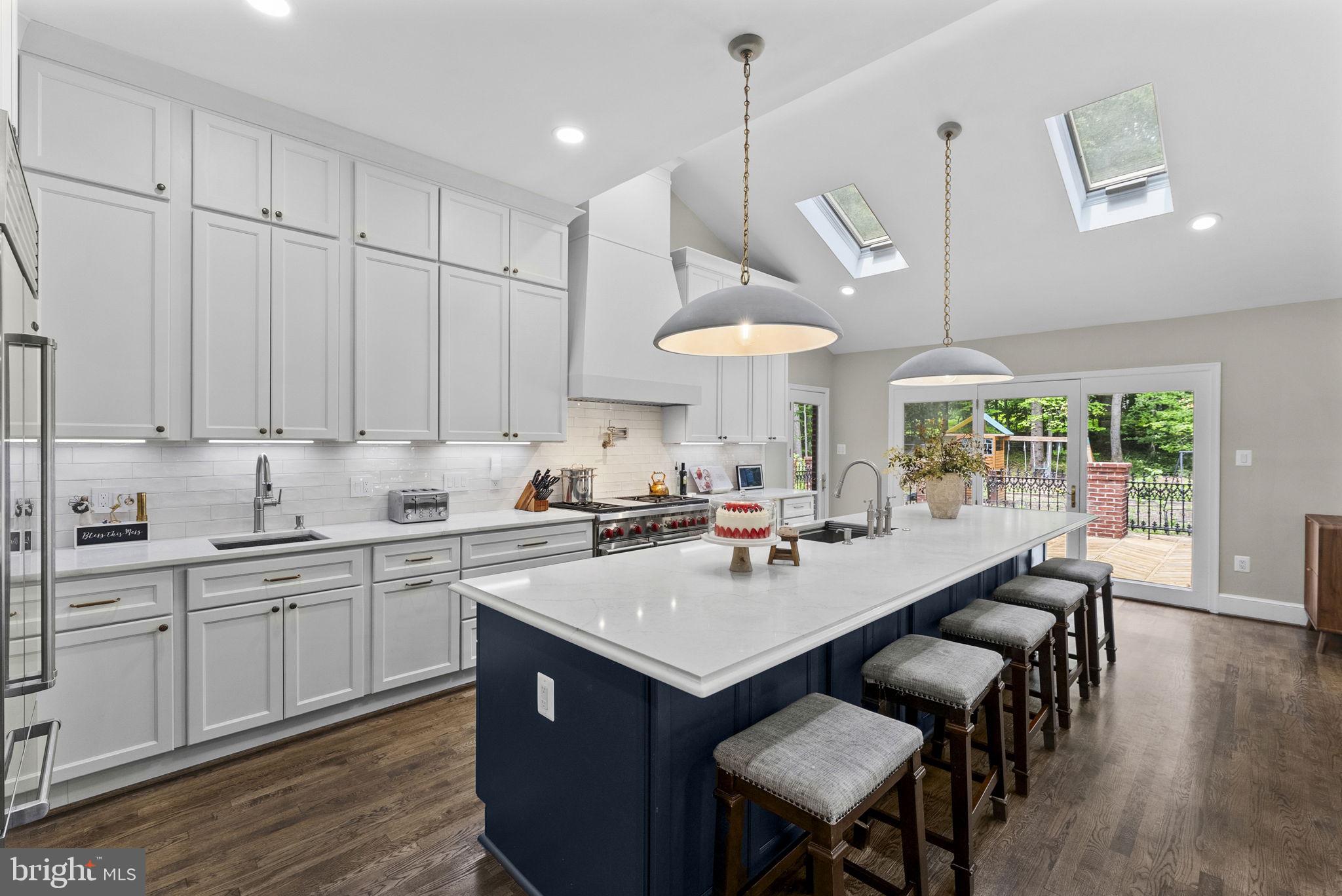 DOMINION VALLEY HUNT - Residential