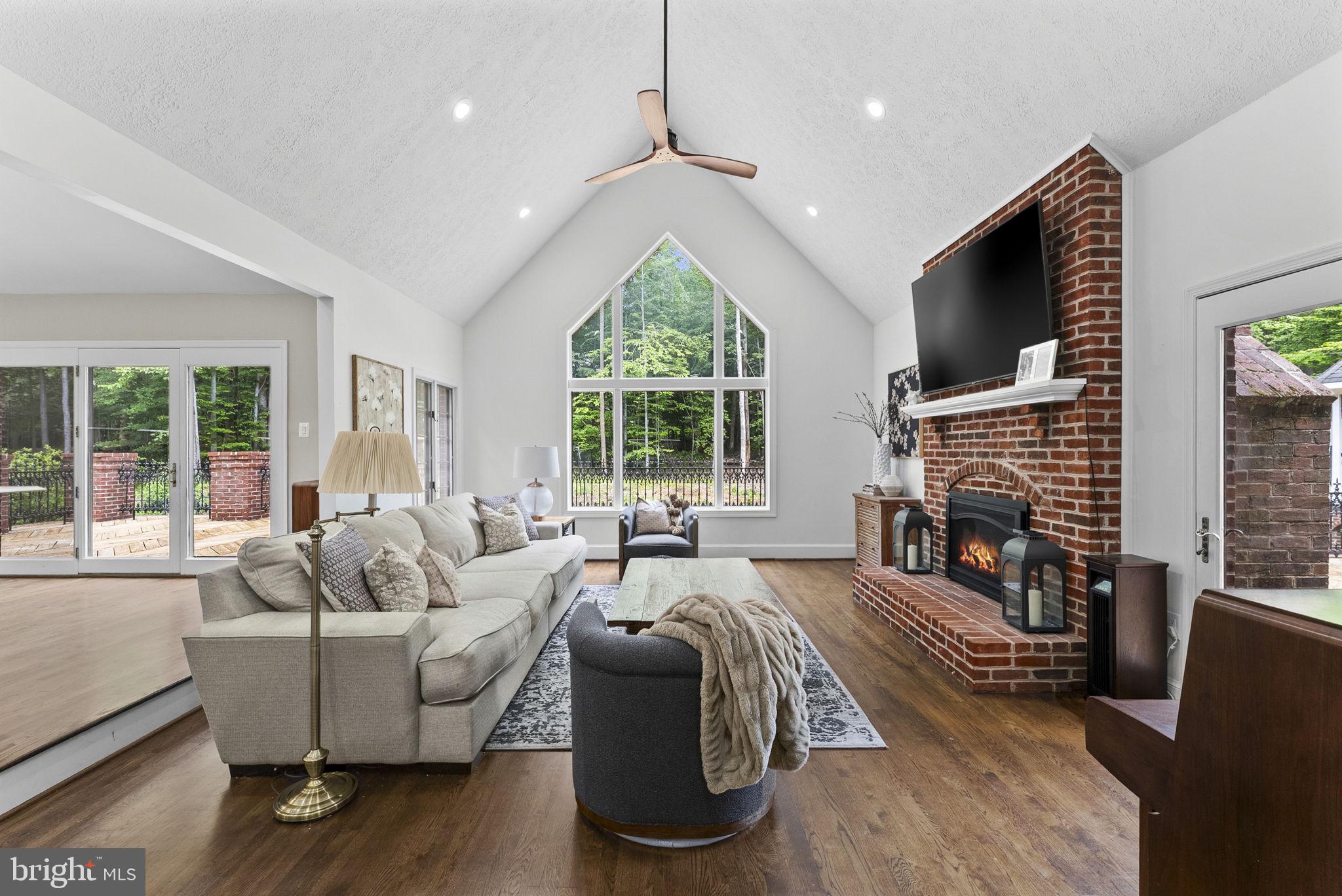 DOMINION VALLEY HUNT - Residential