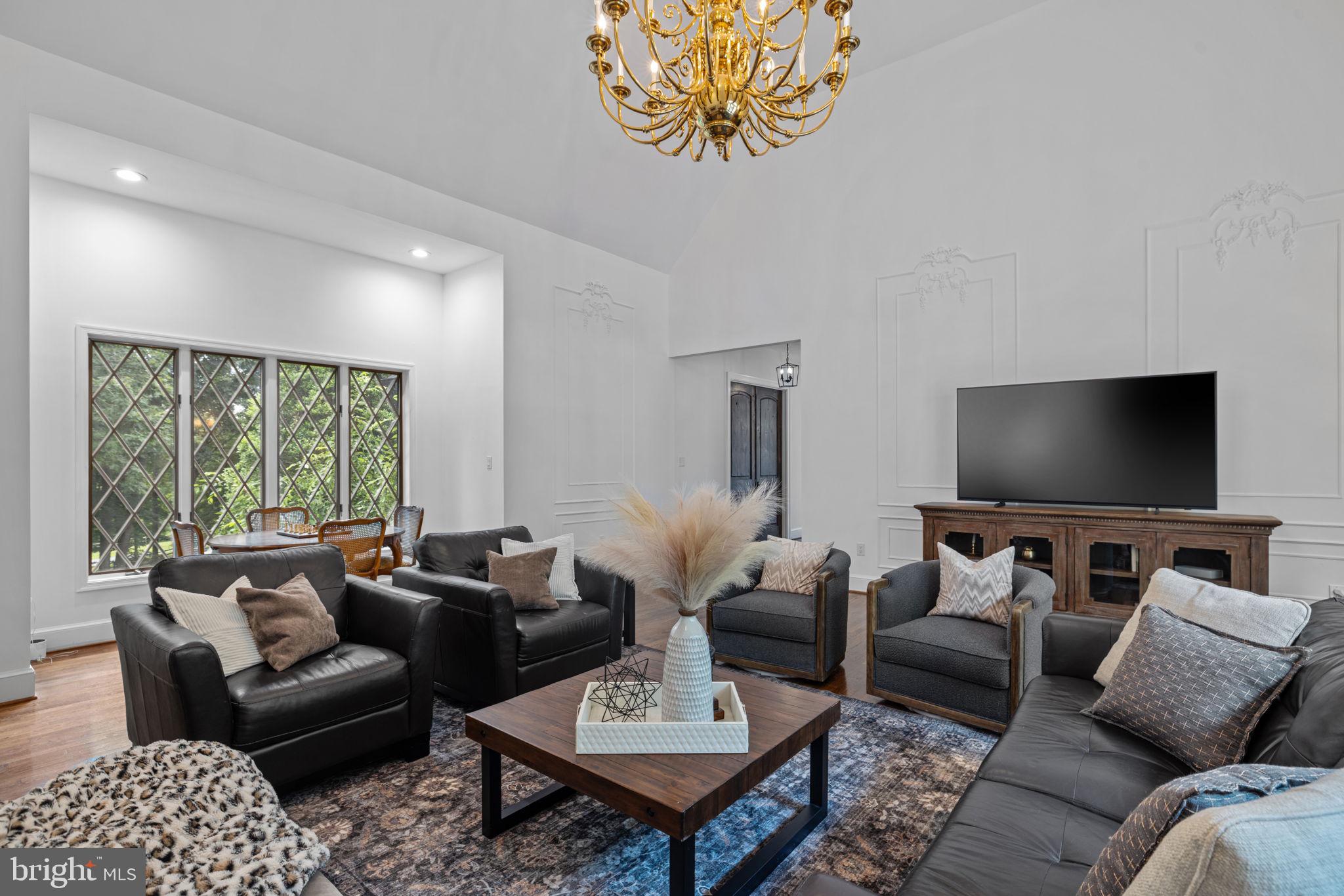 DOMINION VALLEY HUNT - Residential