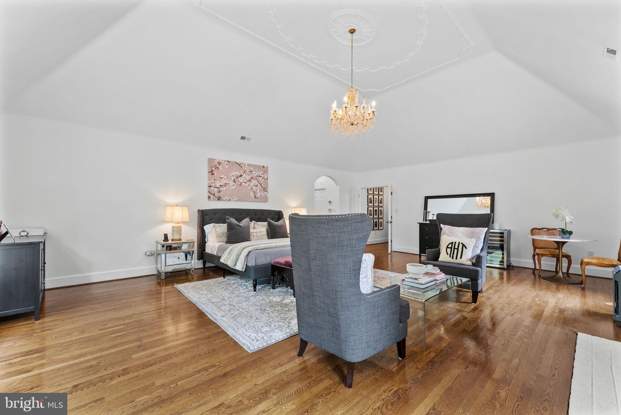 DOMINION VALLEY HUNT - Residential