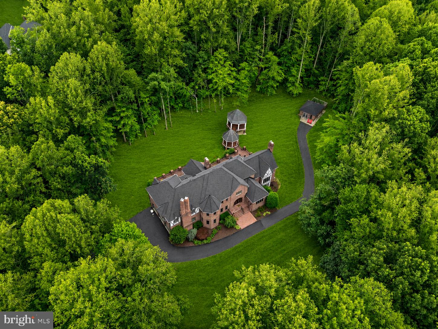 DOMINION VALLEY HUNT - Residential