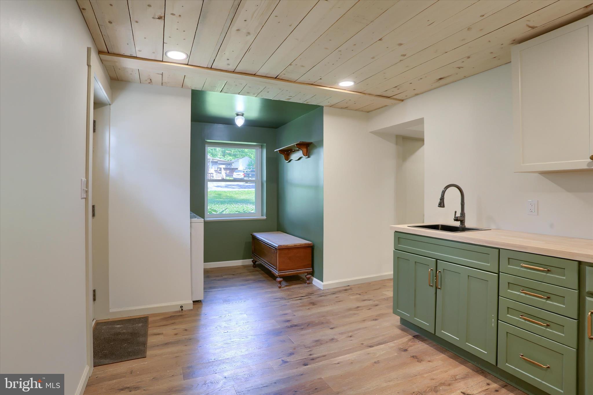 CAMP STRAUSS - Residential