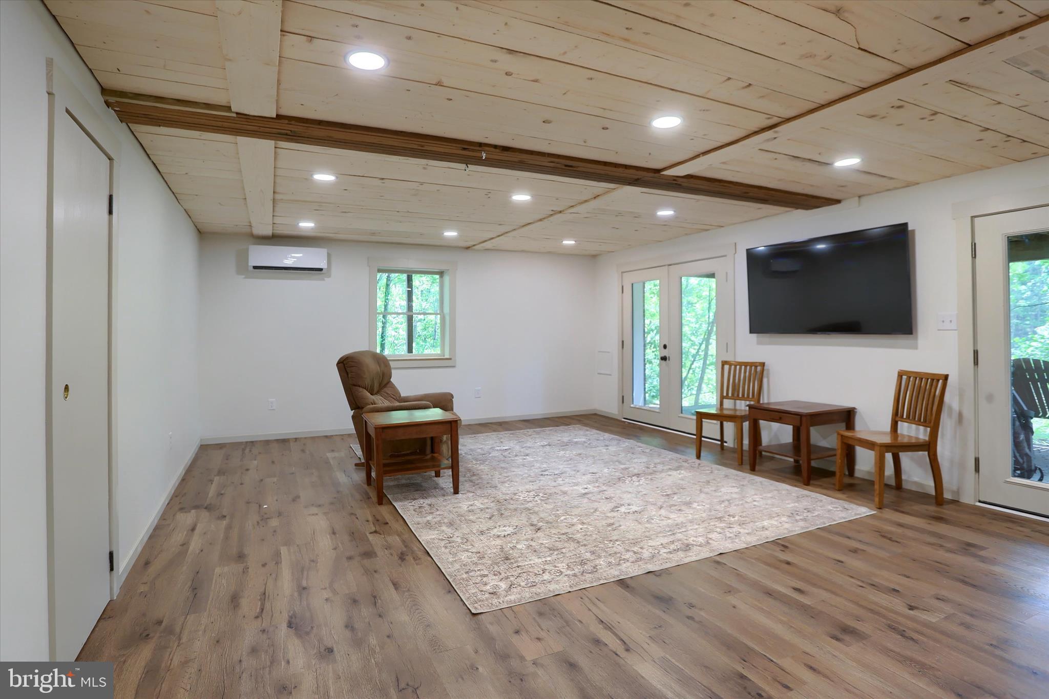 CAMP STRAUSS - Residential