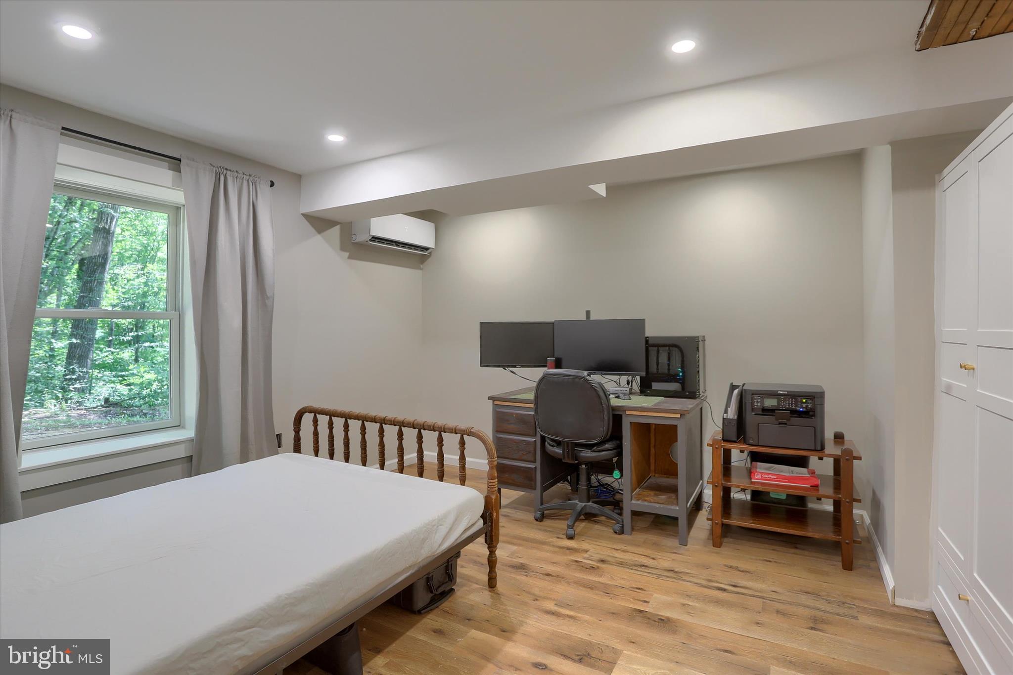 CAMP STRAUSS - Residential