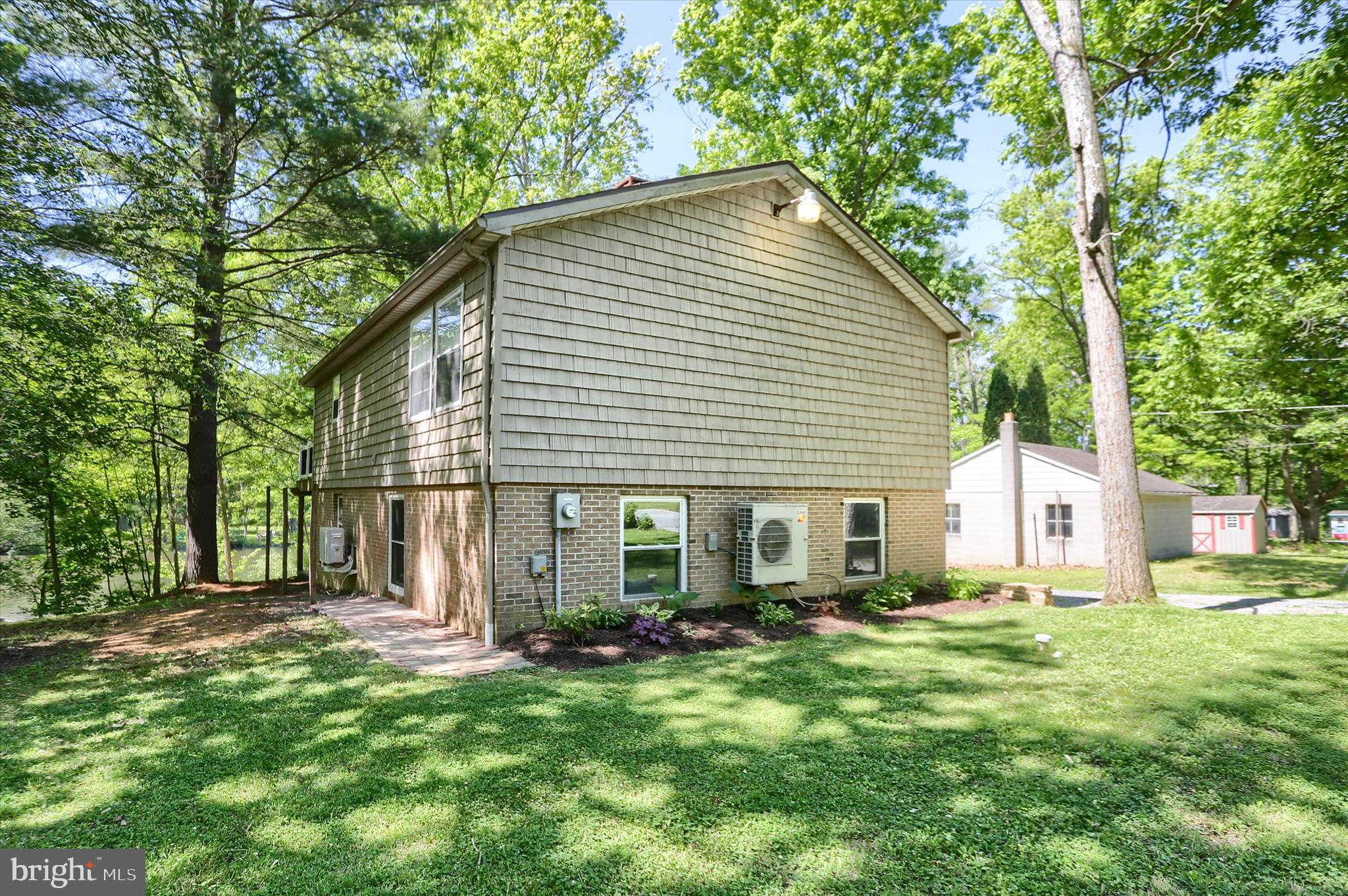 CAMP STRAUSS - Residential