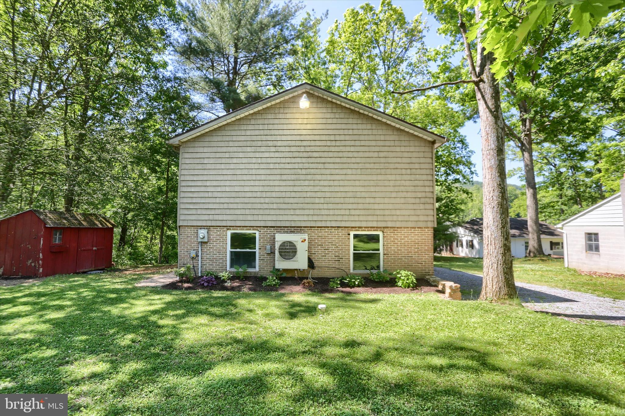 CAMP STRAUSS - Residential