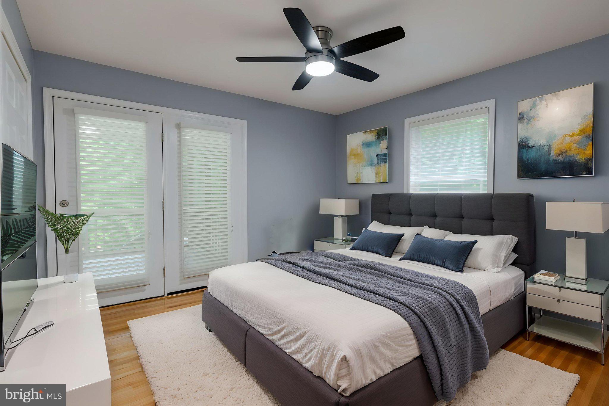 SHOREWOOD - Residential