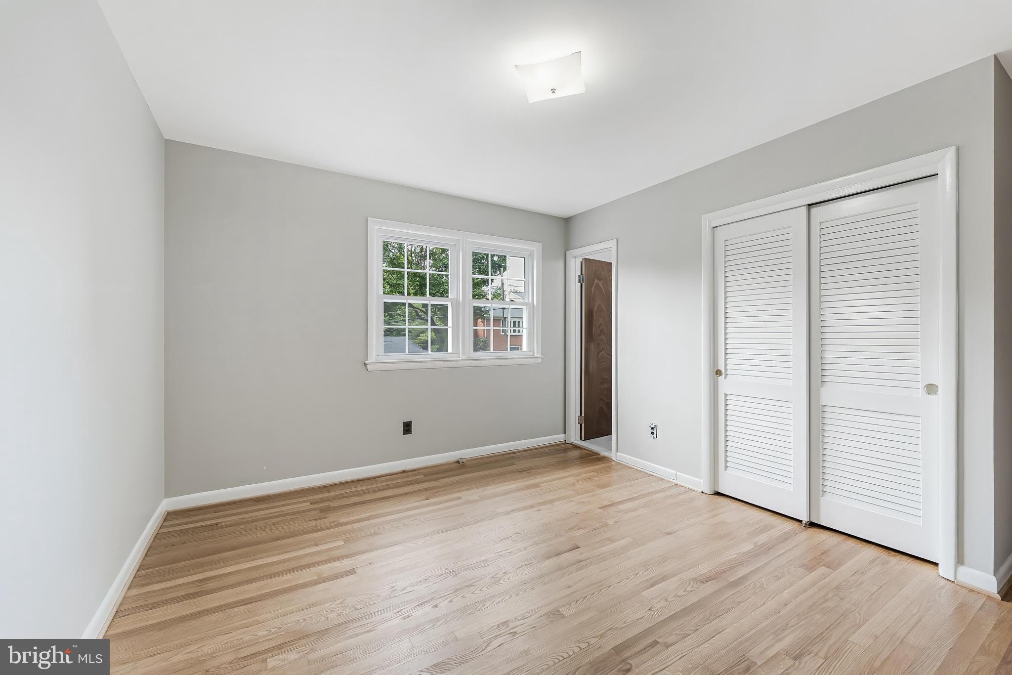BARCROFT - Residential