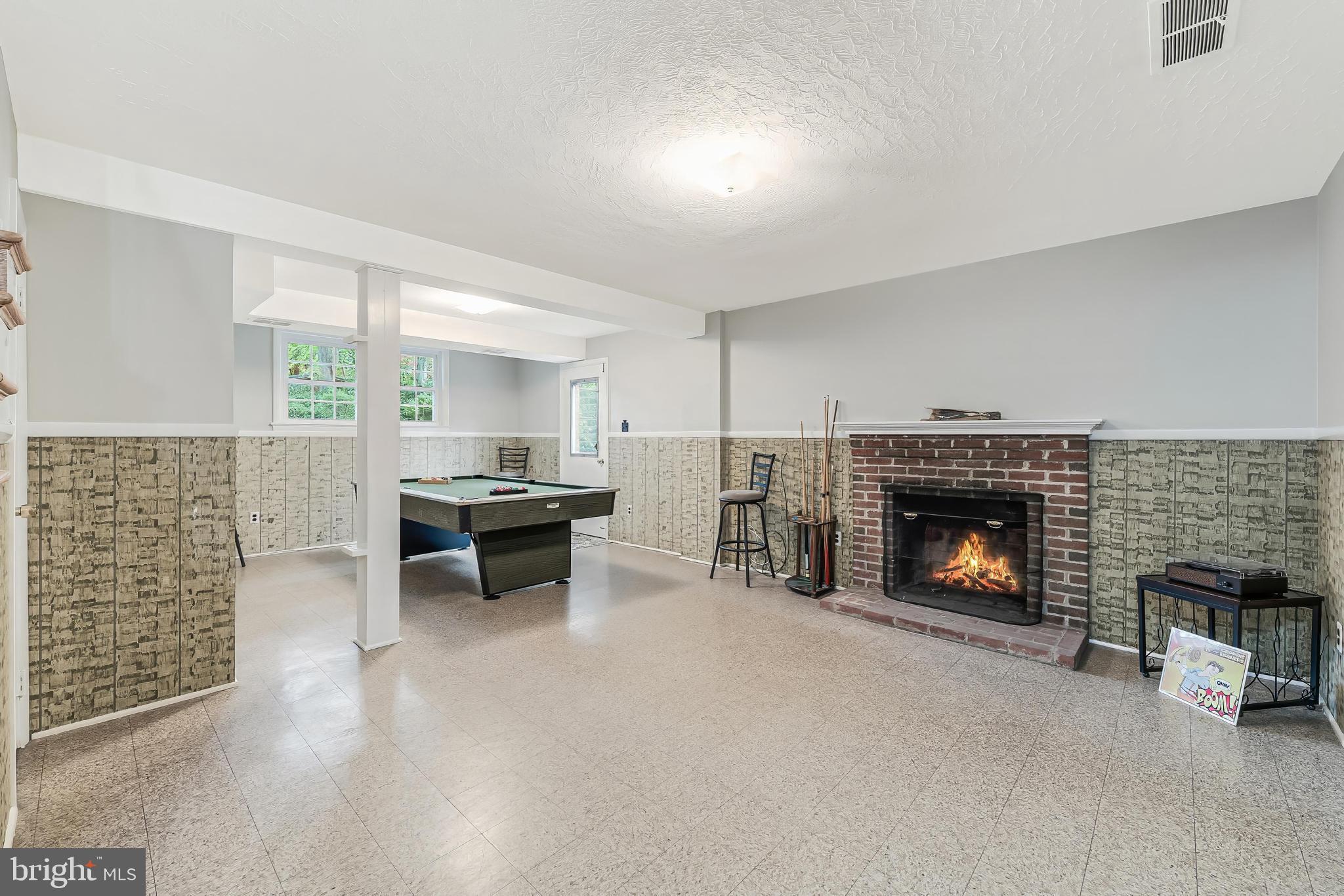 BARCROFT - Residential