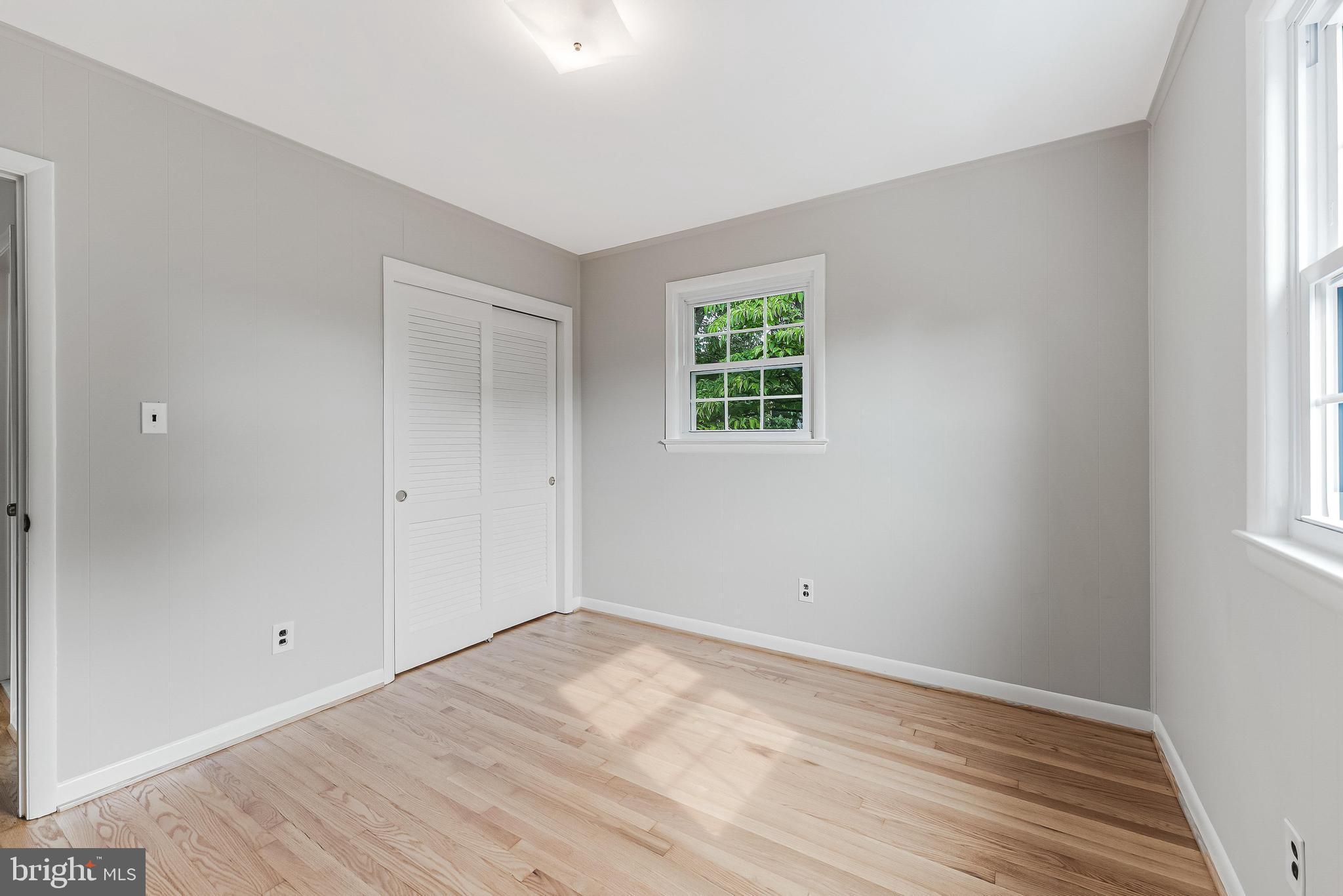 BARCROFT - Residential