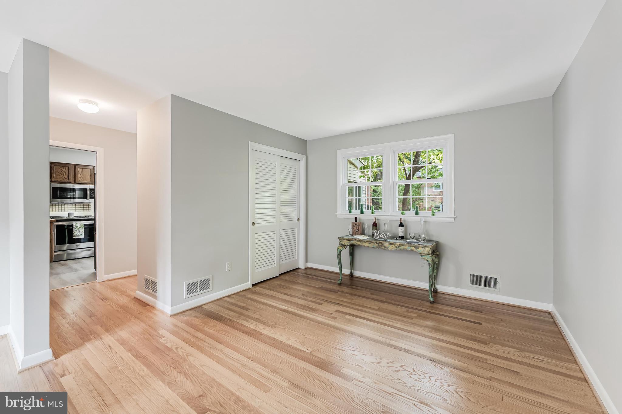 BARCROFT - Residential