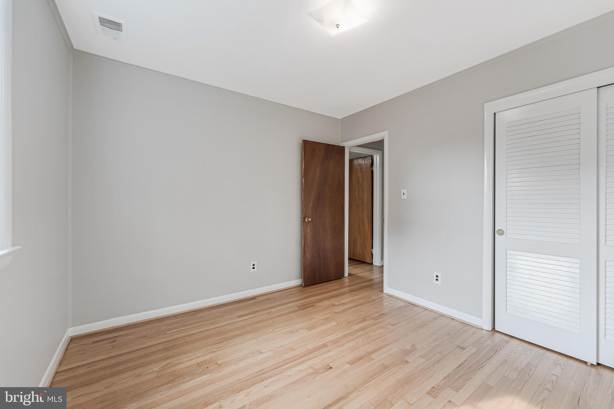 BARCROFT - Residential