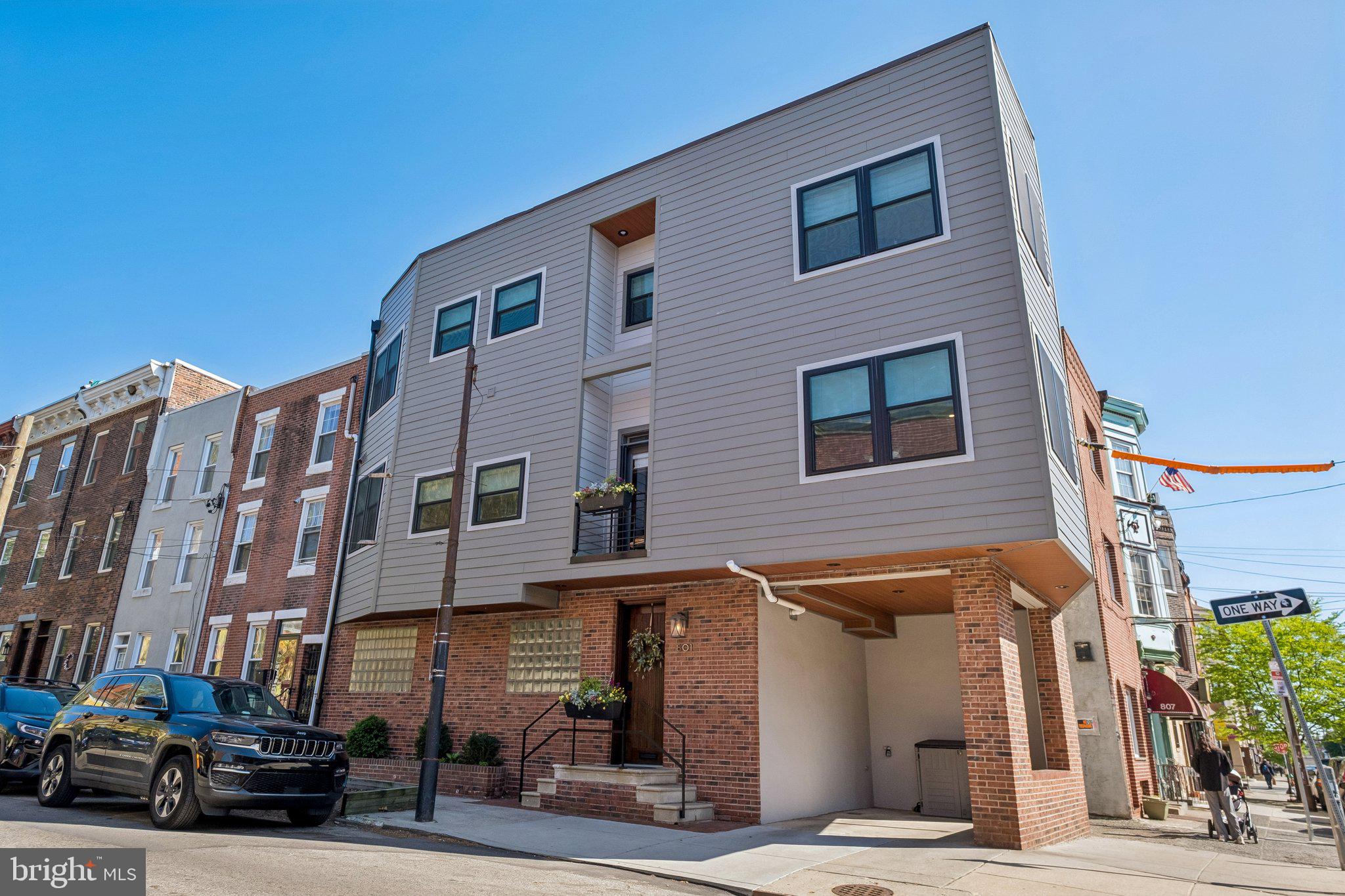 BELLA VISTA - Residential