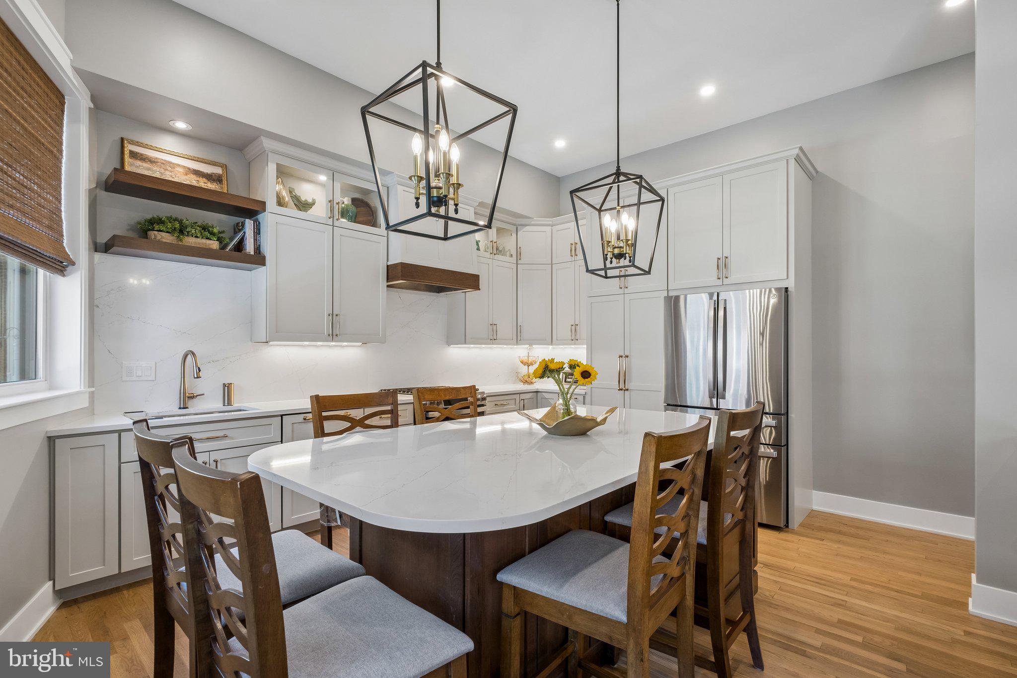 BELLA VISTA - Residential