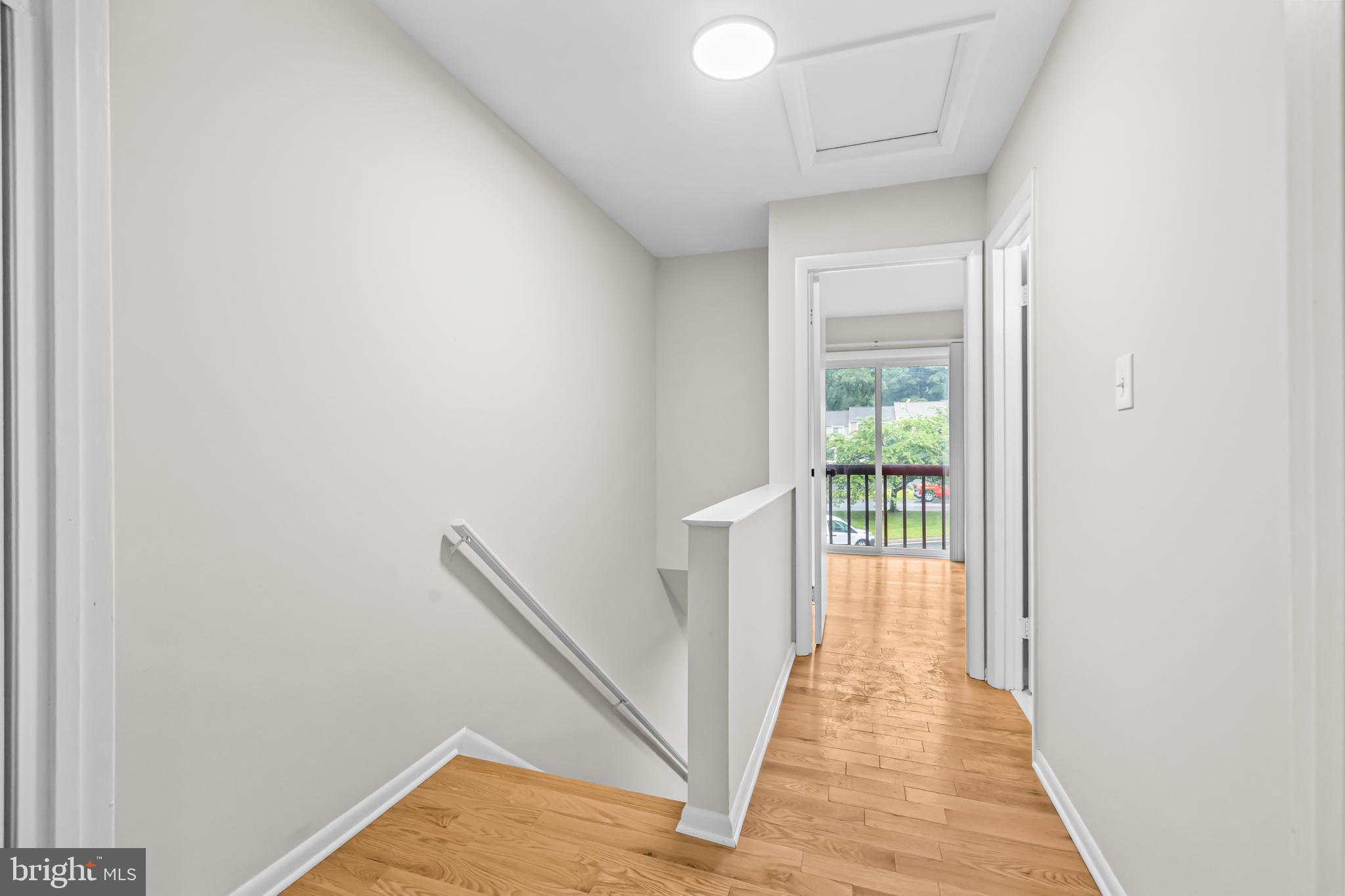 SUGARLAND SQUARE - Residential