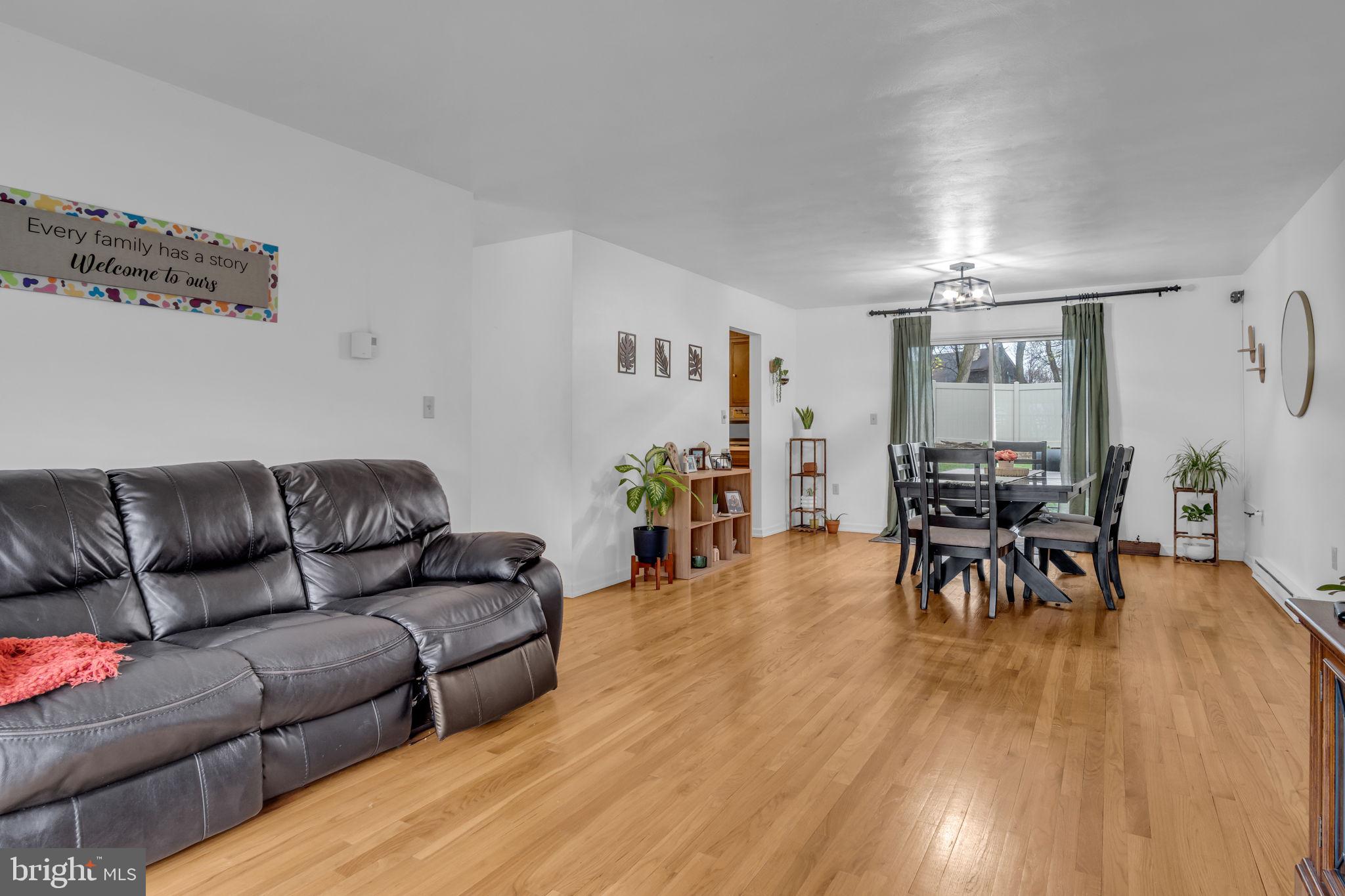 CHAMBERS HILL - Residential
