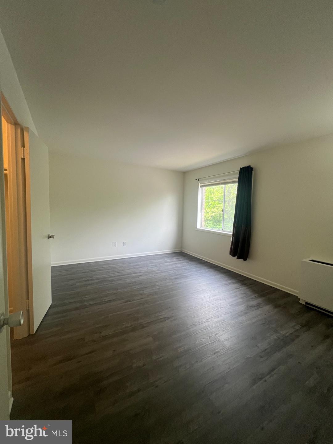 ANNANDALE GARDENS - Residential Lease