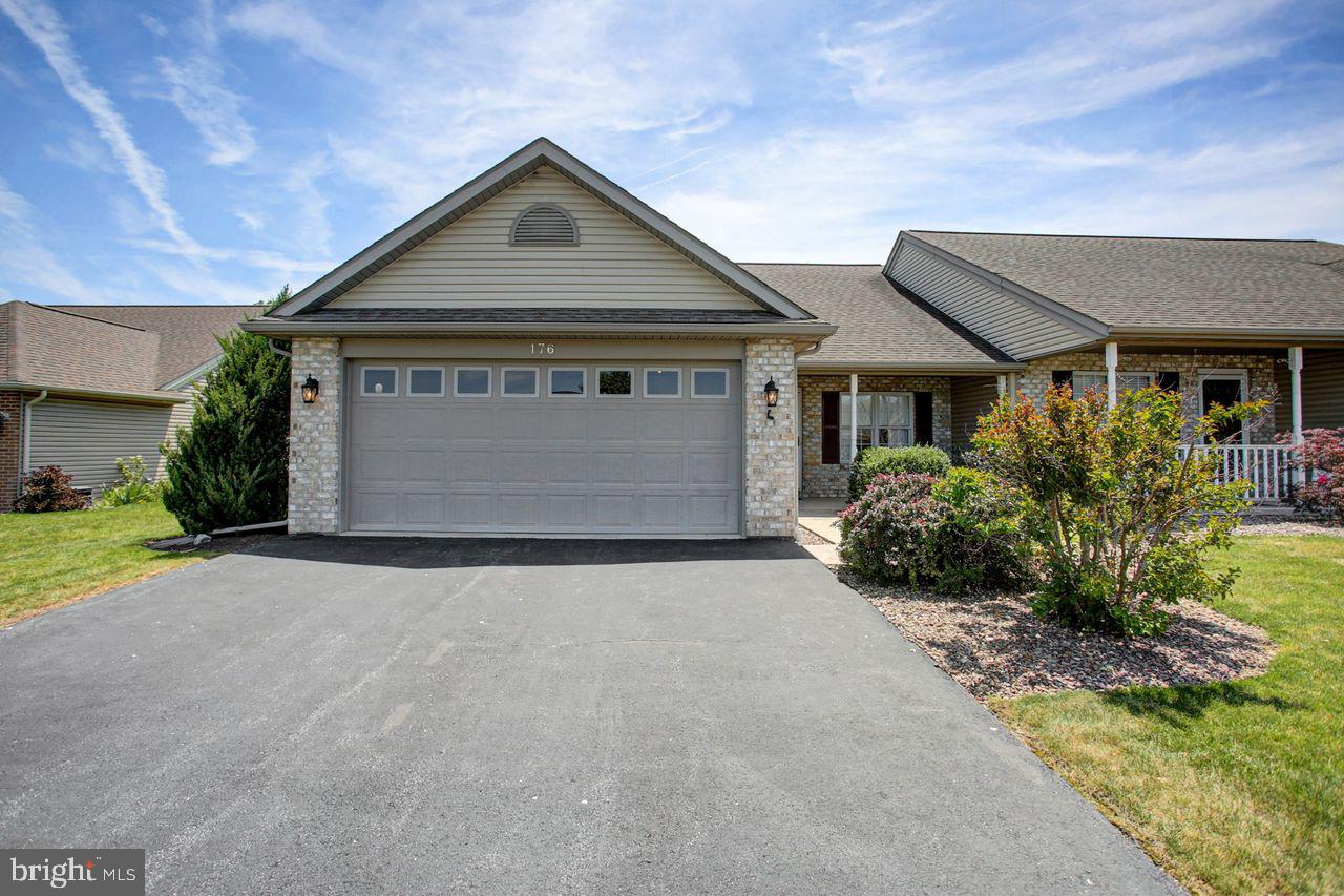 ENCLAVE - Residential
