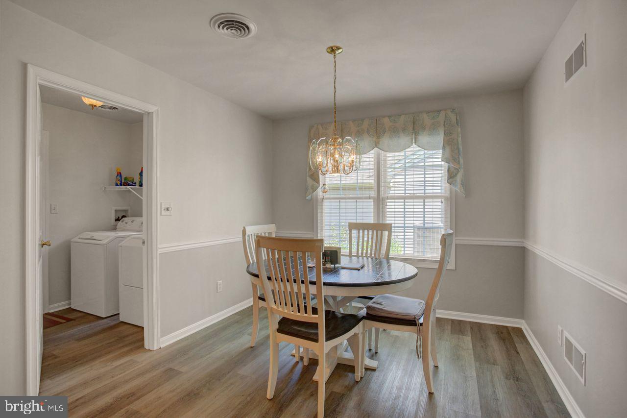ENCLAVE - Residential
