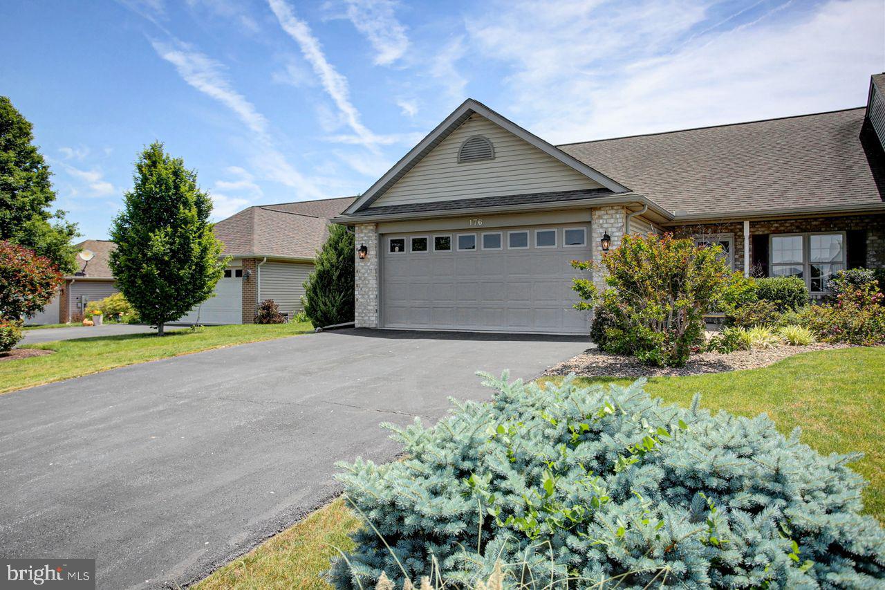 Very well cared for semi attached (half duplex) home with open floor plan. This spacious property has three bedrooms and two full baths. The kitchen has abundant cabinet space with newer appliances. The kitchen island provides additional cabinets for storage and a great workspace with seating options, in addition to the dining area. There is plenty of storage above the two car attached garage. The private rear patio with a pergola provides a nice entertainment space overlooking the beautiful fenced in back yard.  New flooring throughout the home; Conveniently located in the Boro of Chambersburg close to restaurants, grocery stores, medical offices and much more. Close access to Route 11 and Interstate 81. 
Call today to schedule your personal tour!