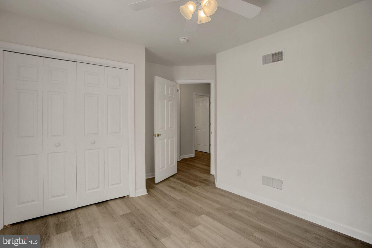 ENCLAVE - Residential
