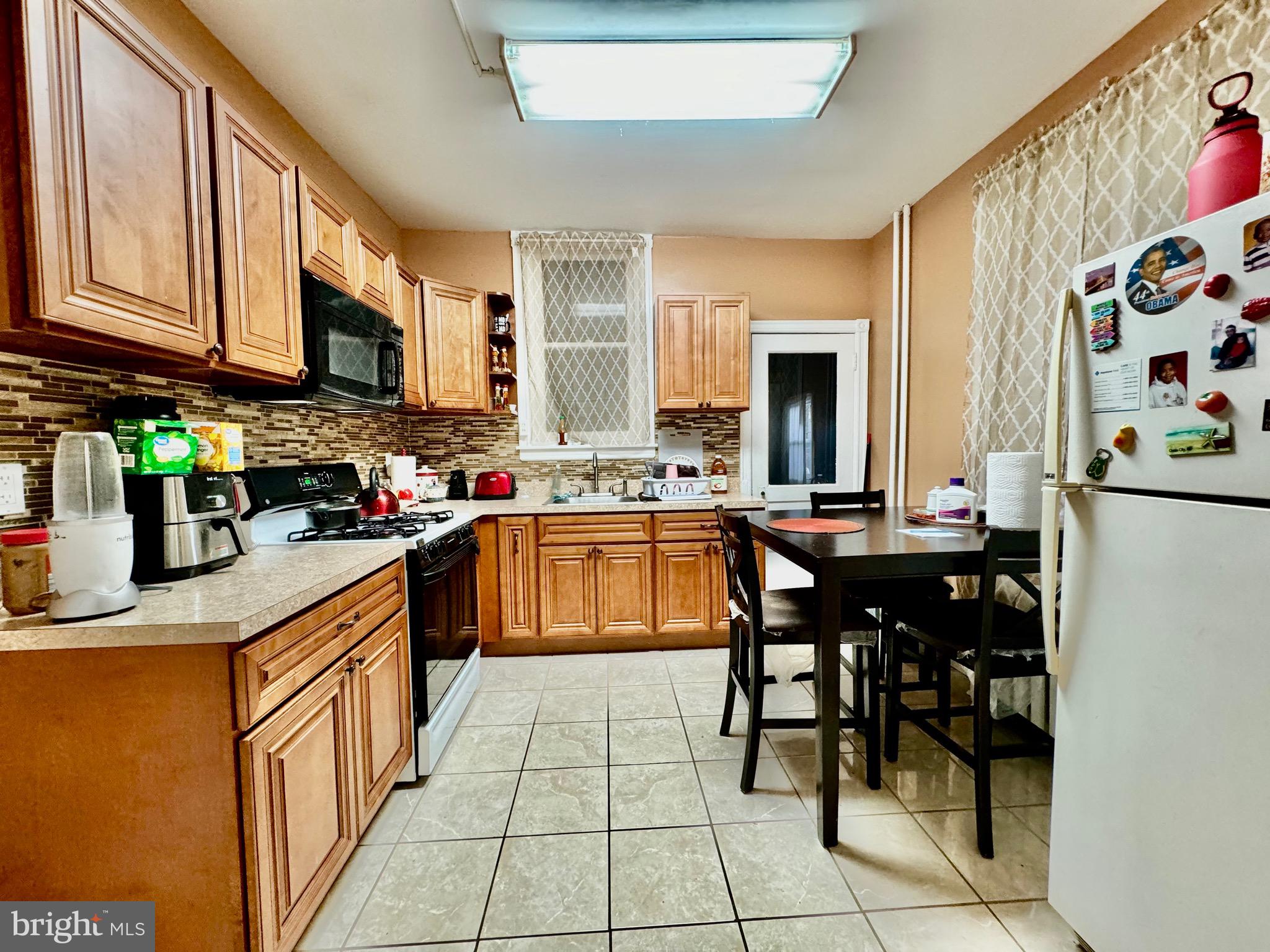 LOGAN - Residential