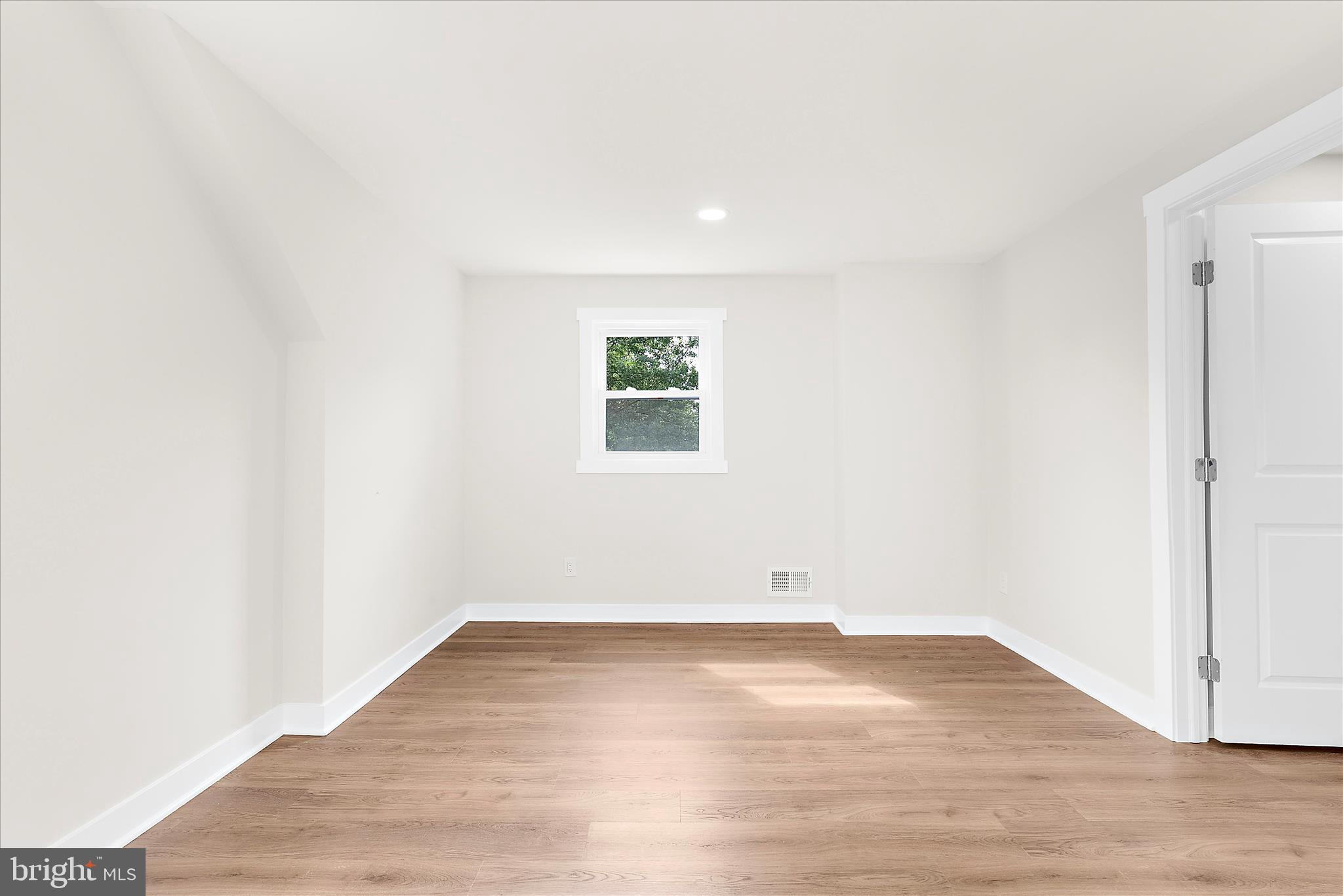 TEMPLE HEIGHTS - Residential