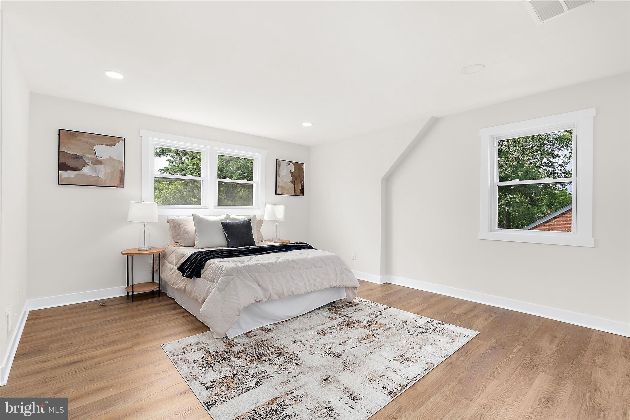 TEMPLE HEIGHTS - Residential