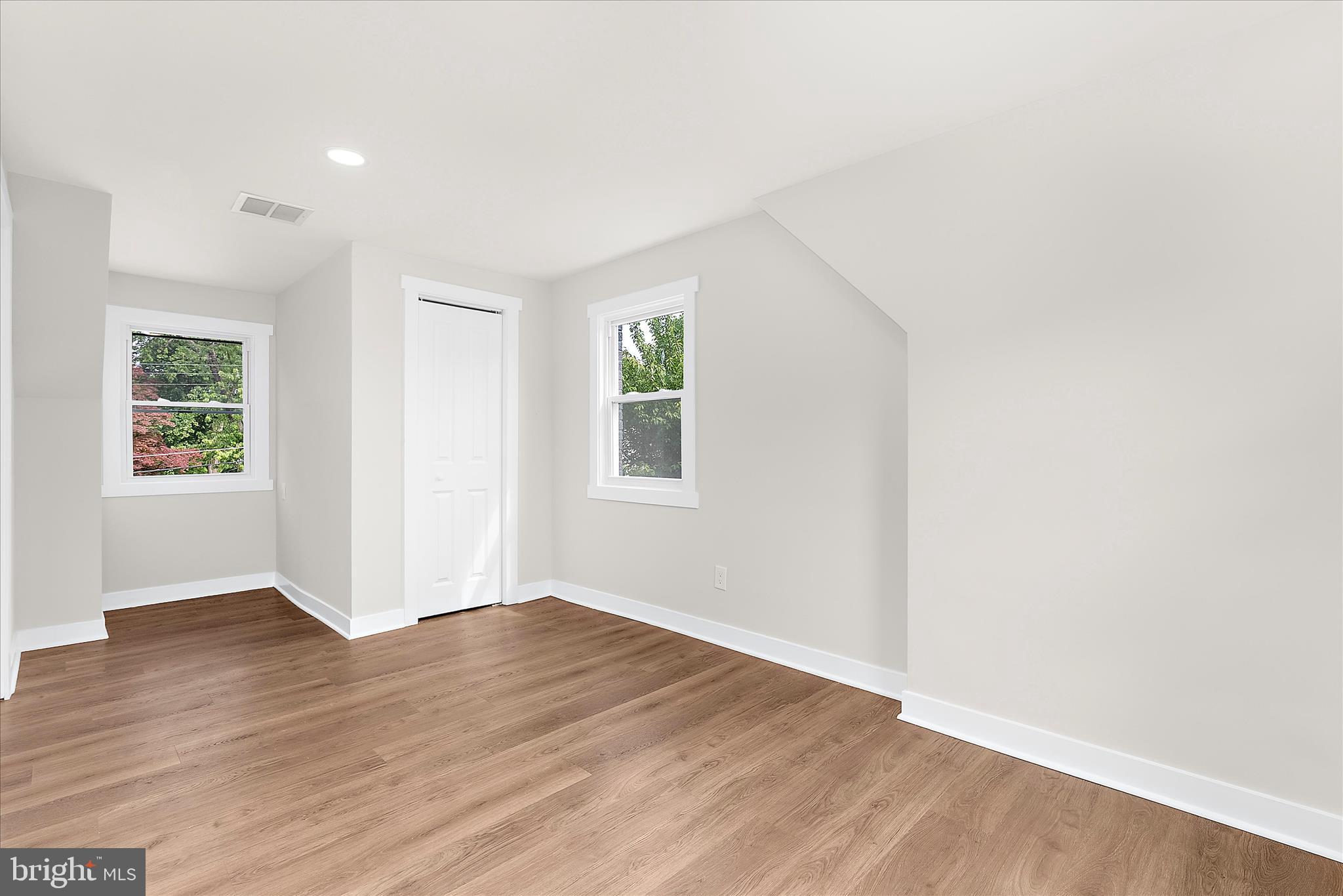 TEMPLE HEIGHTS - Residential