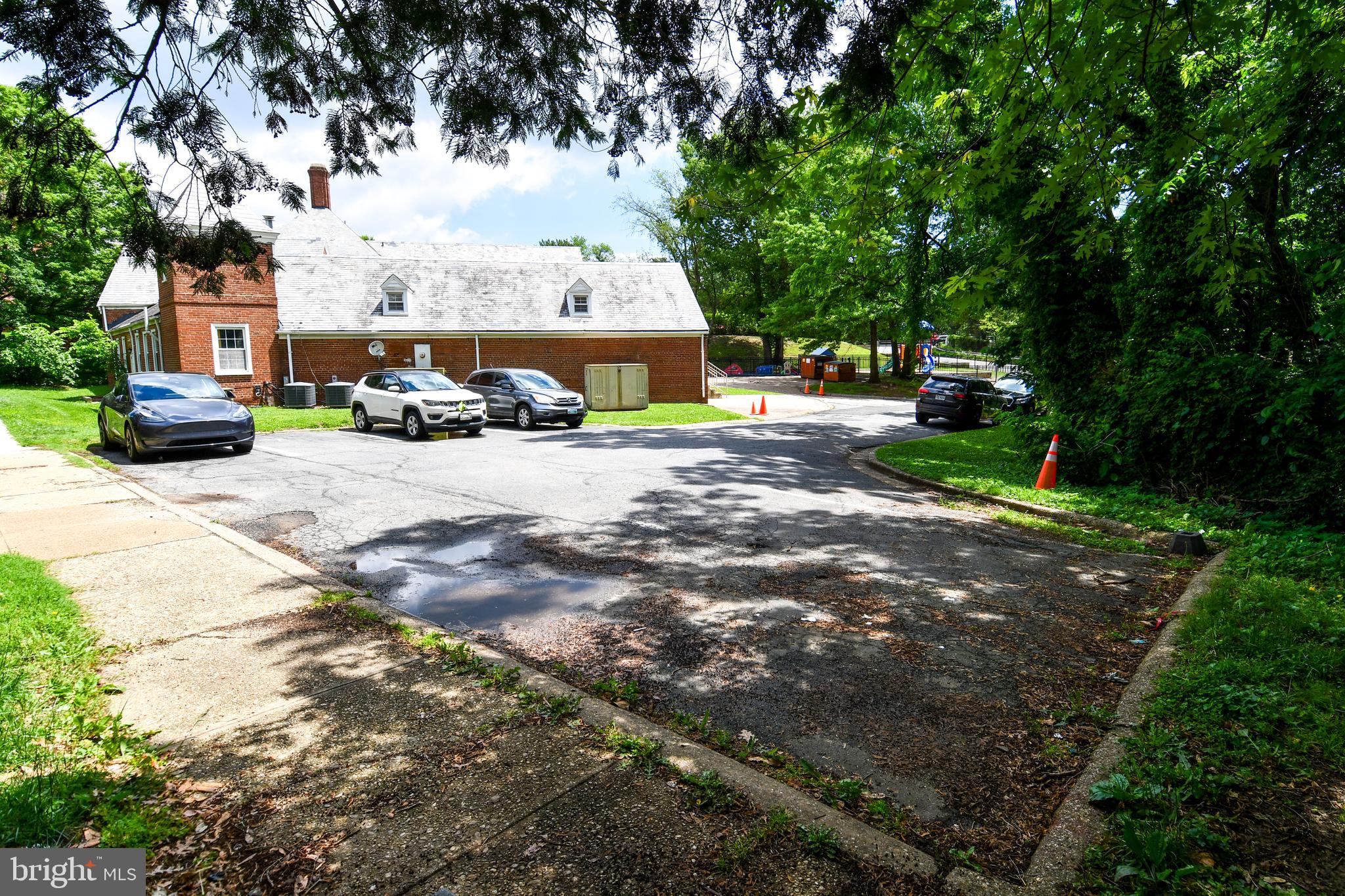 PENTAGON INDUSTRIAL CTR - Commercial Sale