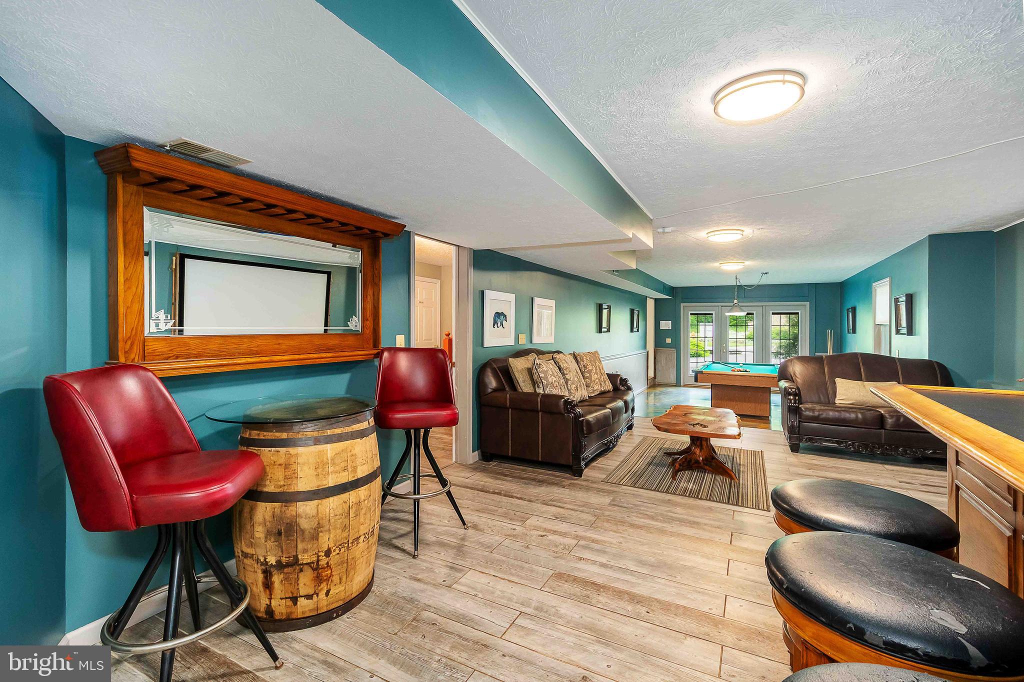 LAKE POINTE - Residential