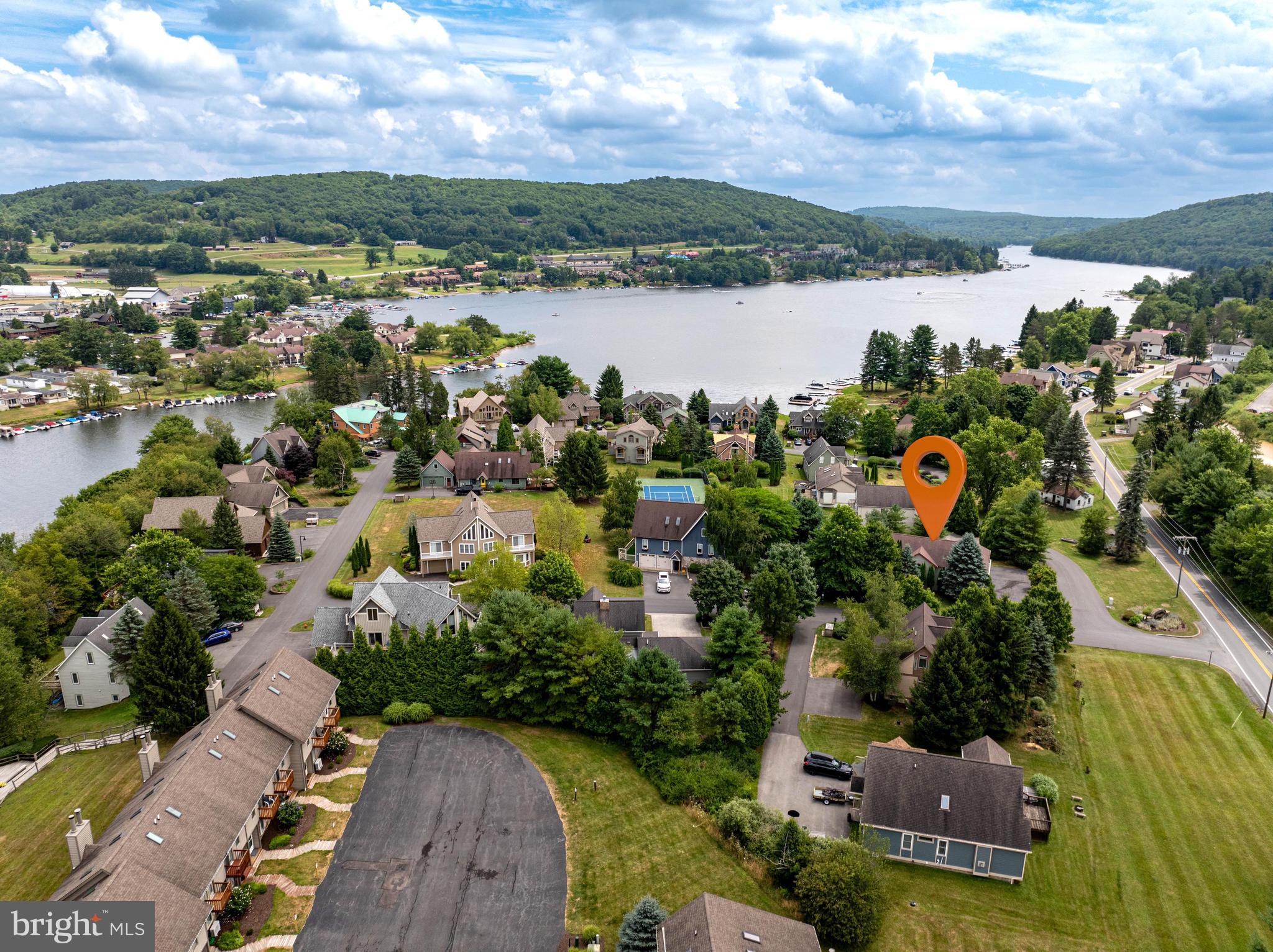 LAKE POINTE - Residential
