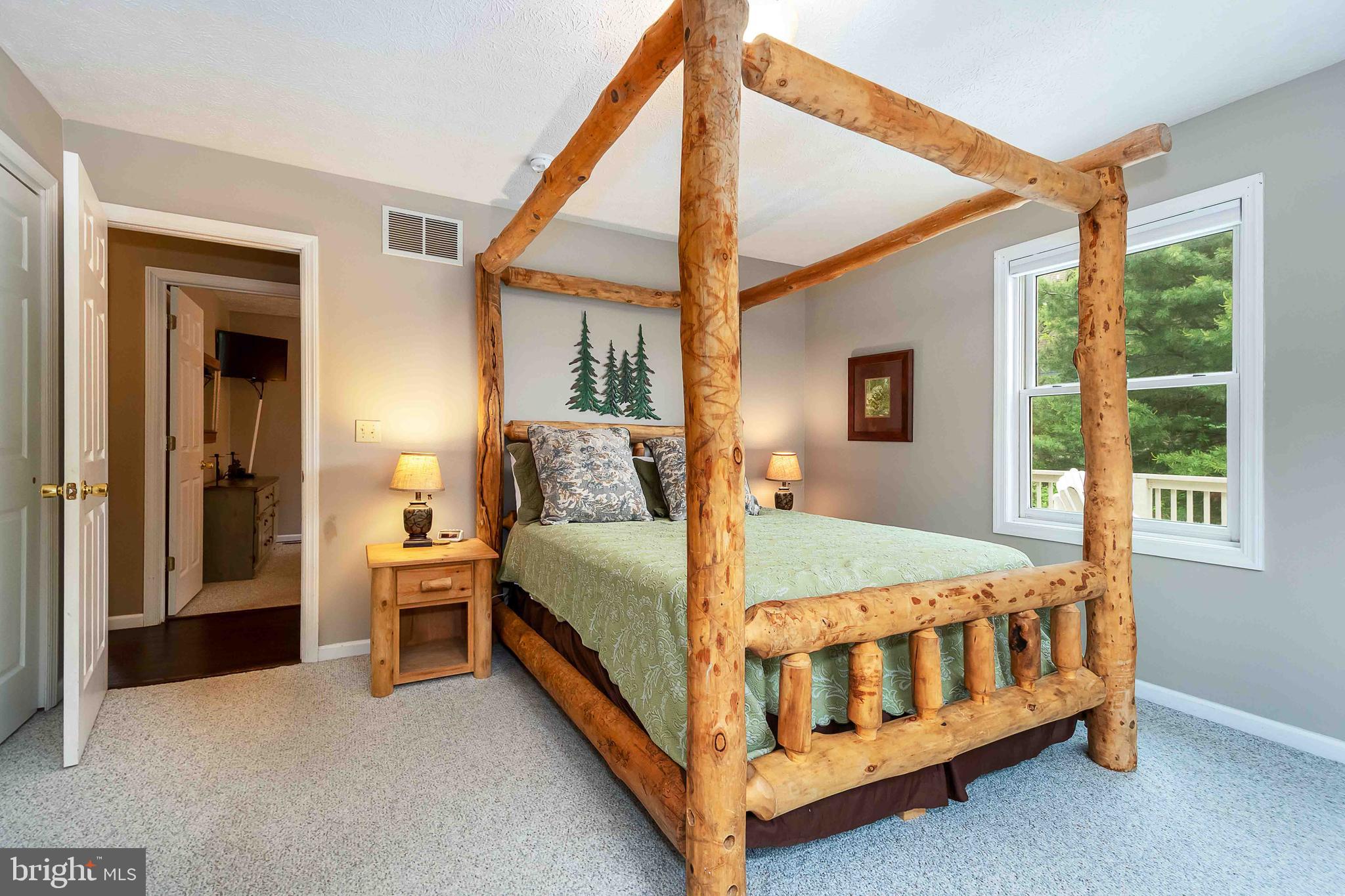 LAKE POINTE - Residential
