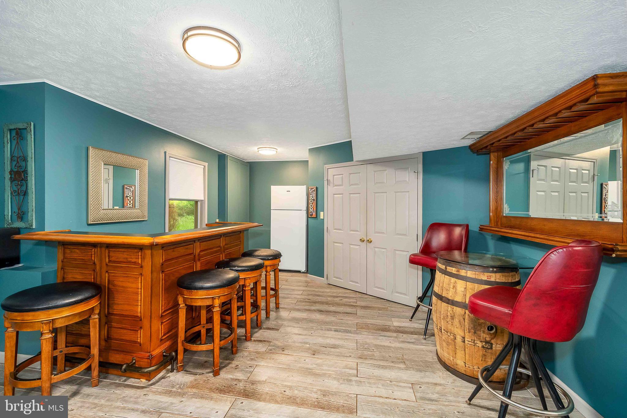 LAKE POINTE - Residential
