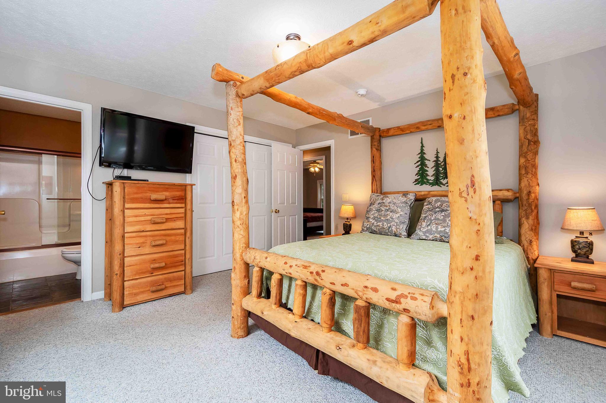 LAKE POINTE - Residential