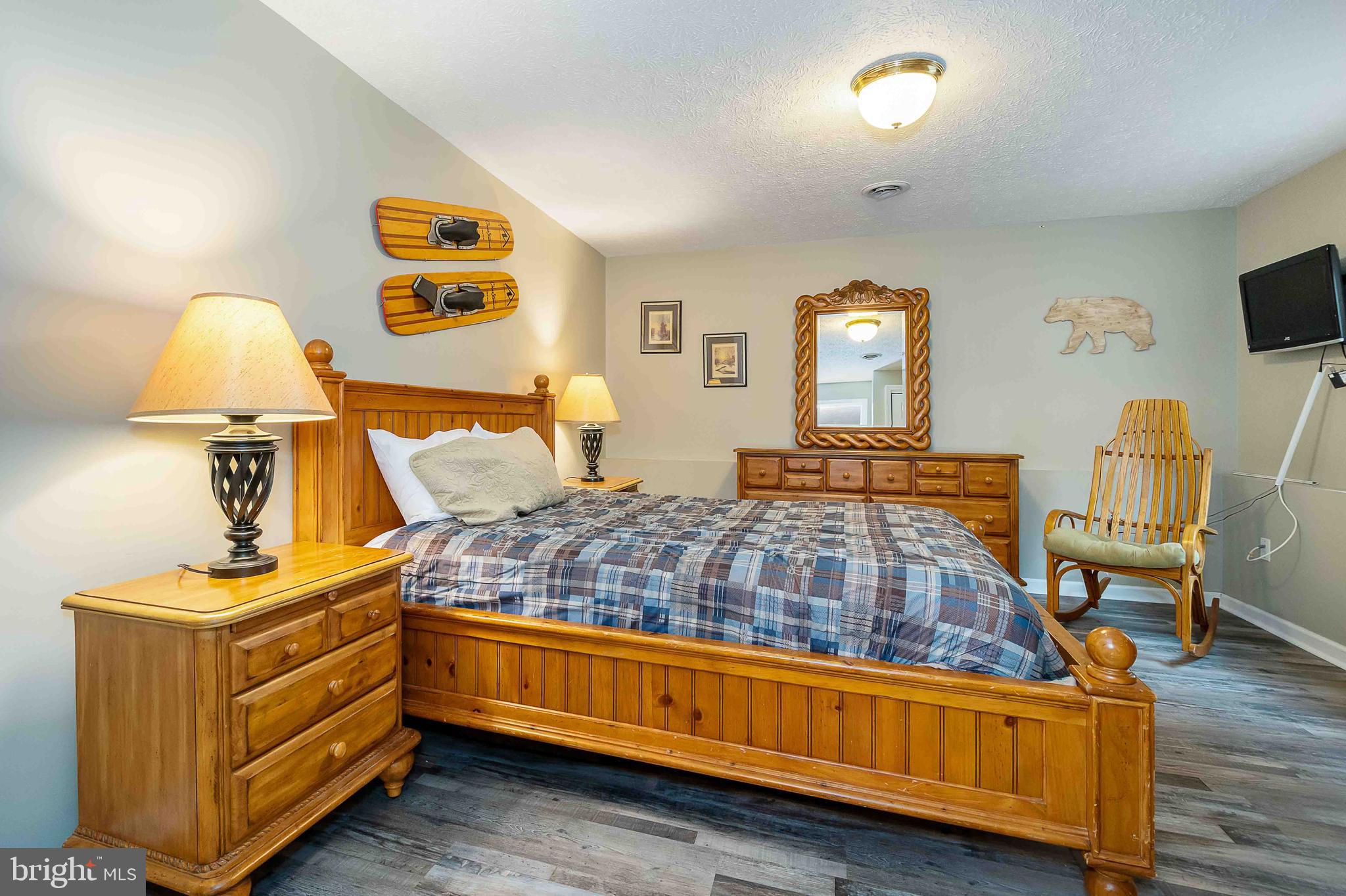 LAKE POINTE - Residential